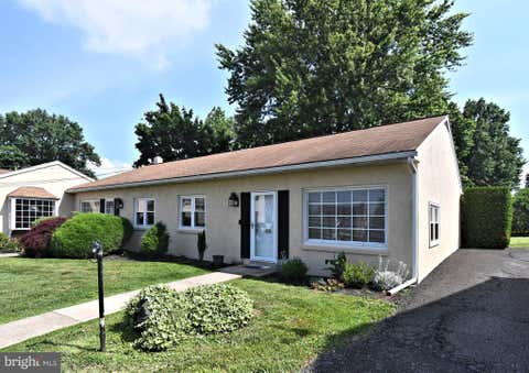 Townhouse For Rent - 137 S 3rd Street #UNIT B<br/> TELFORD, PA 18969