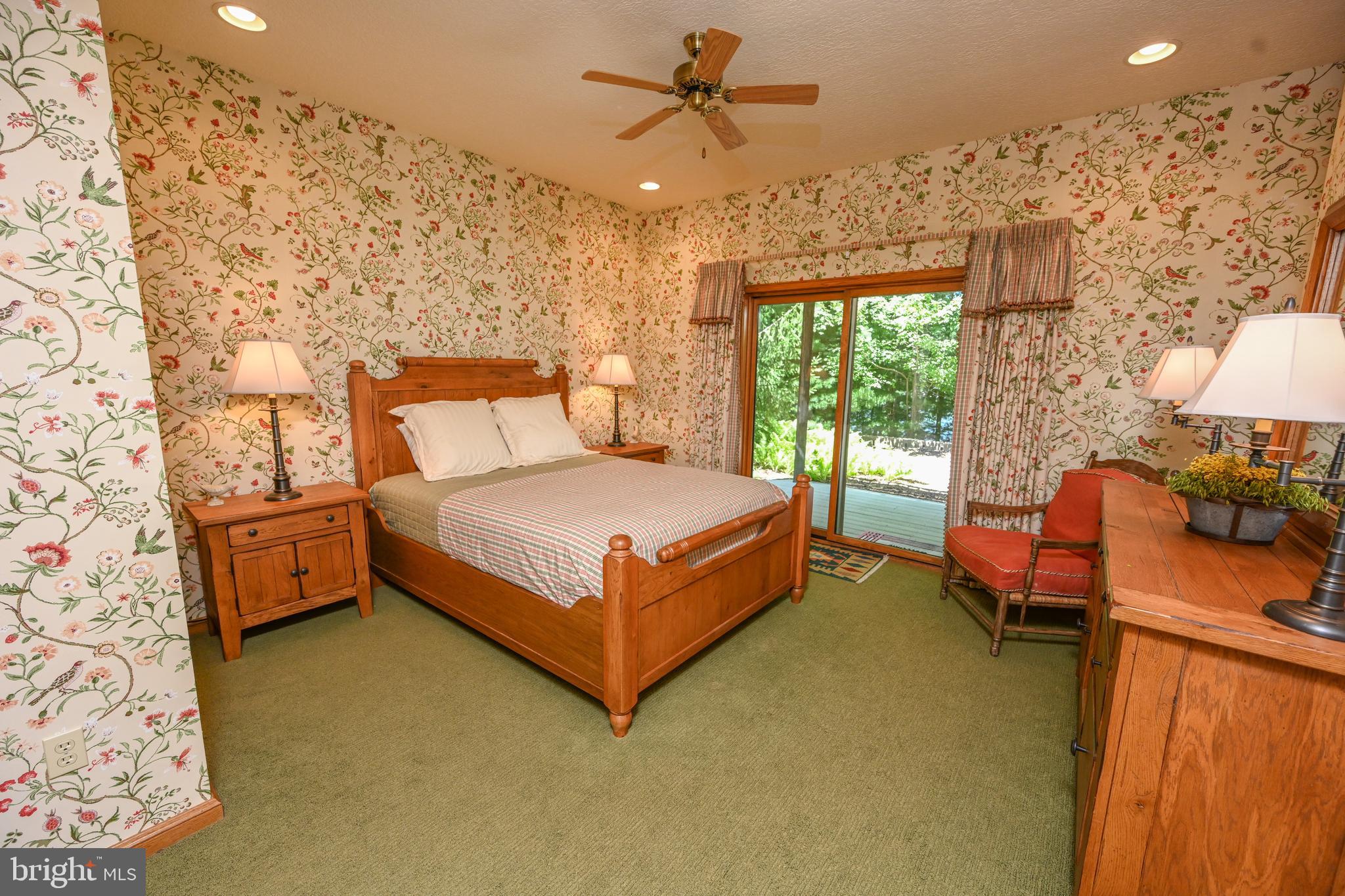 NORTH SHORE EAST - Residential