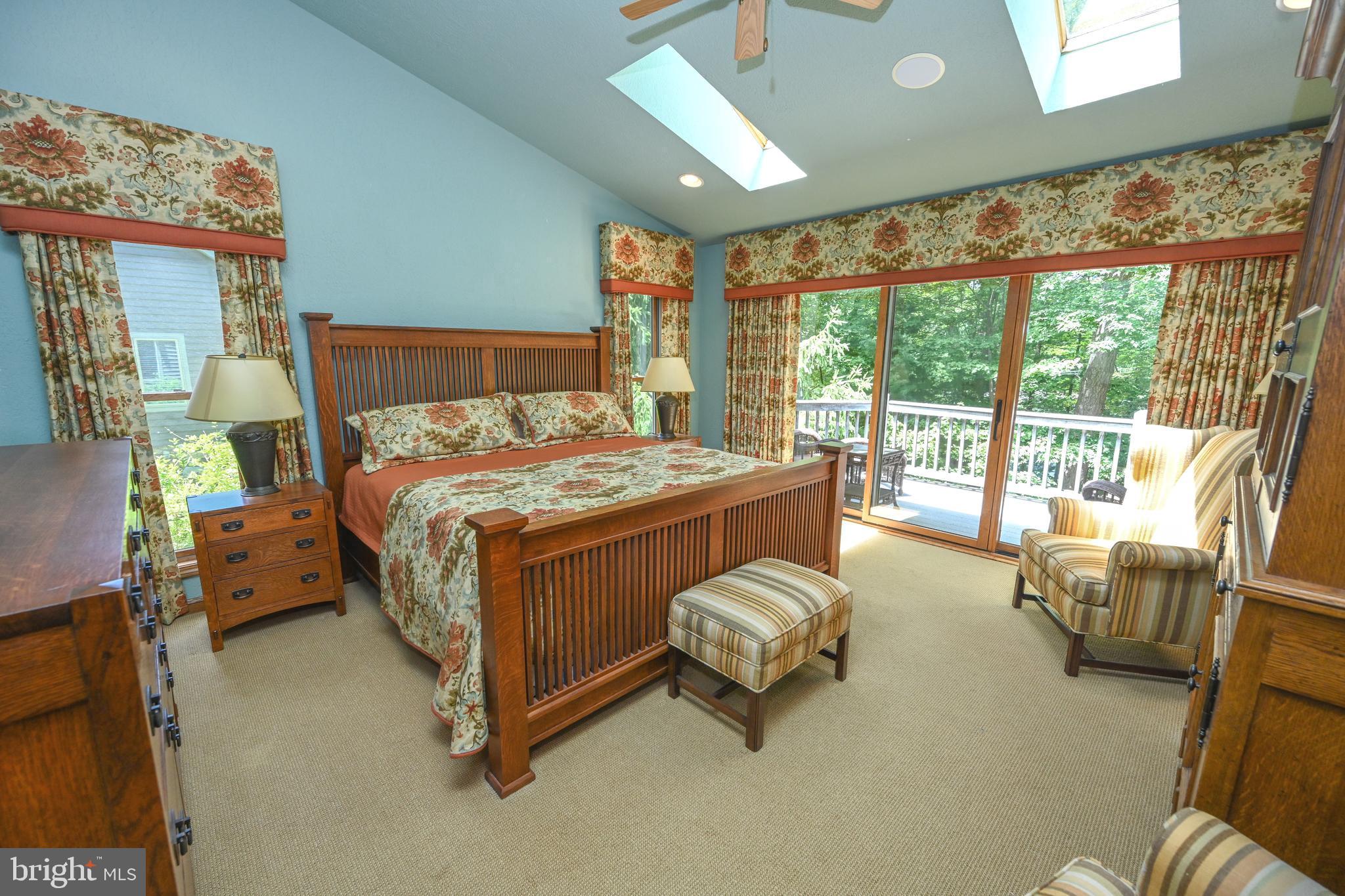 NORTH SHORE EAST - Residential