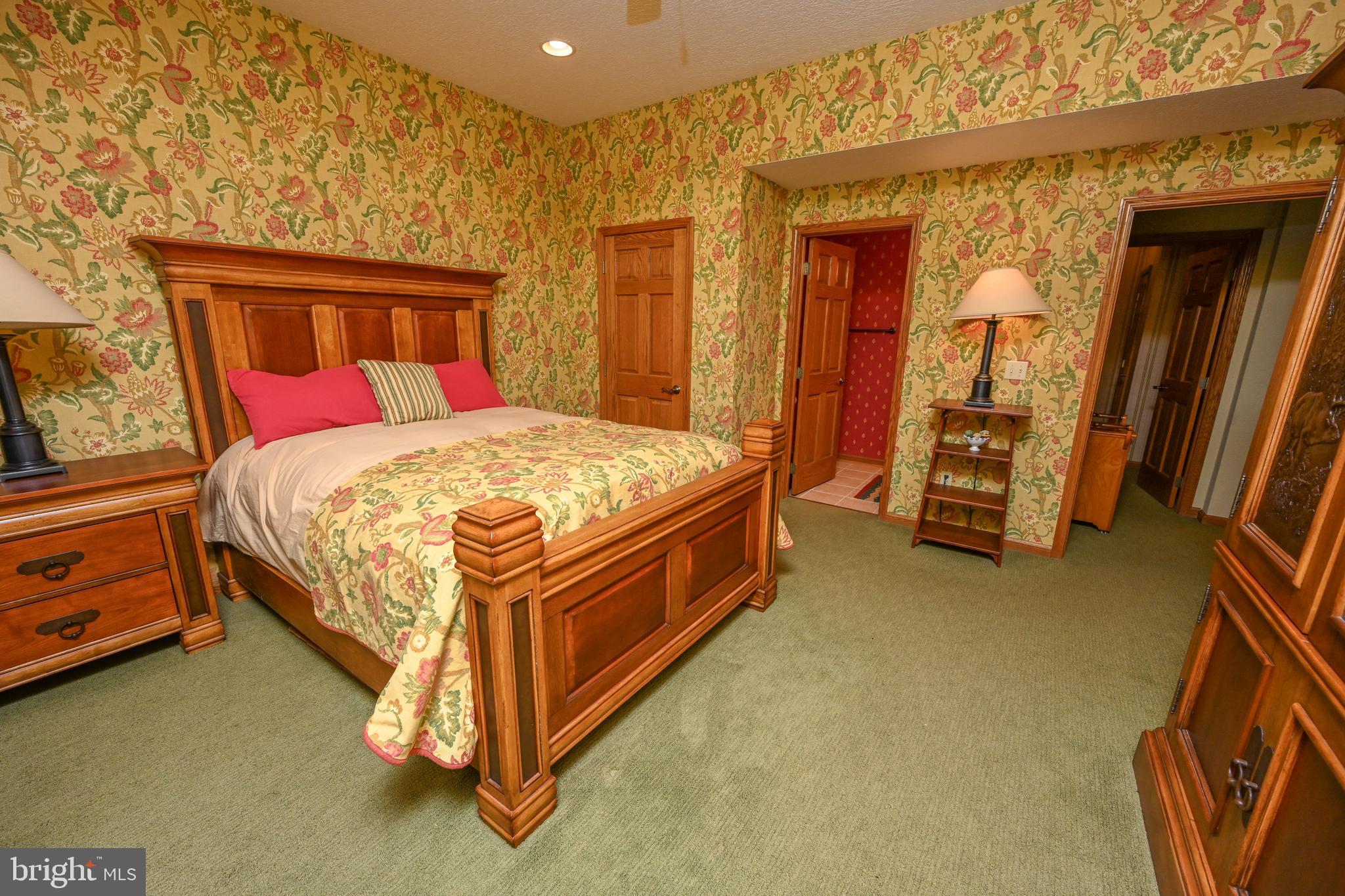 NORTH SHORE EAST - Residential