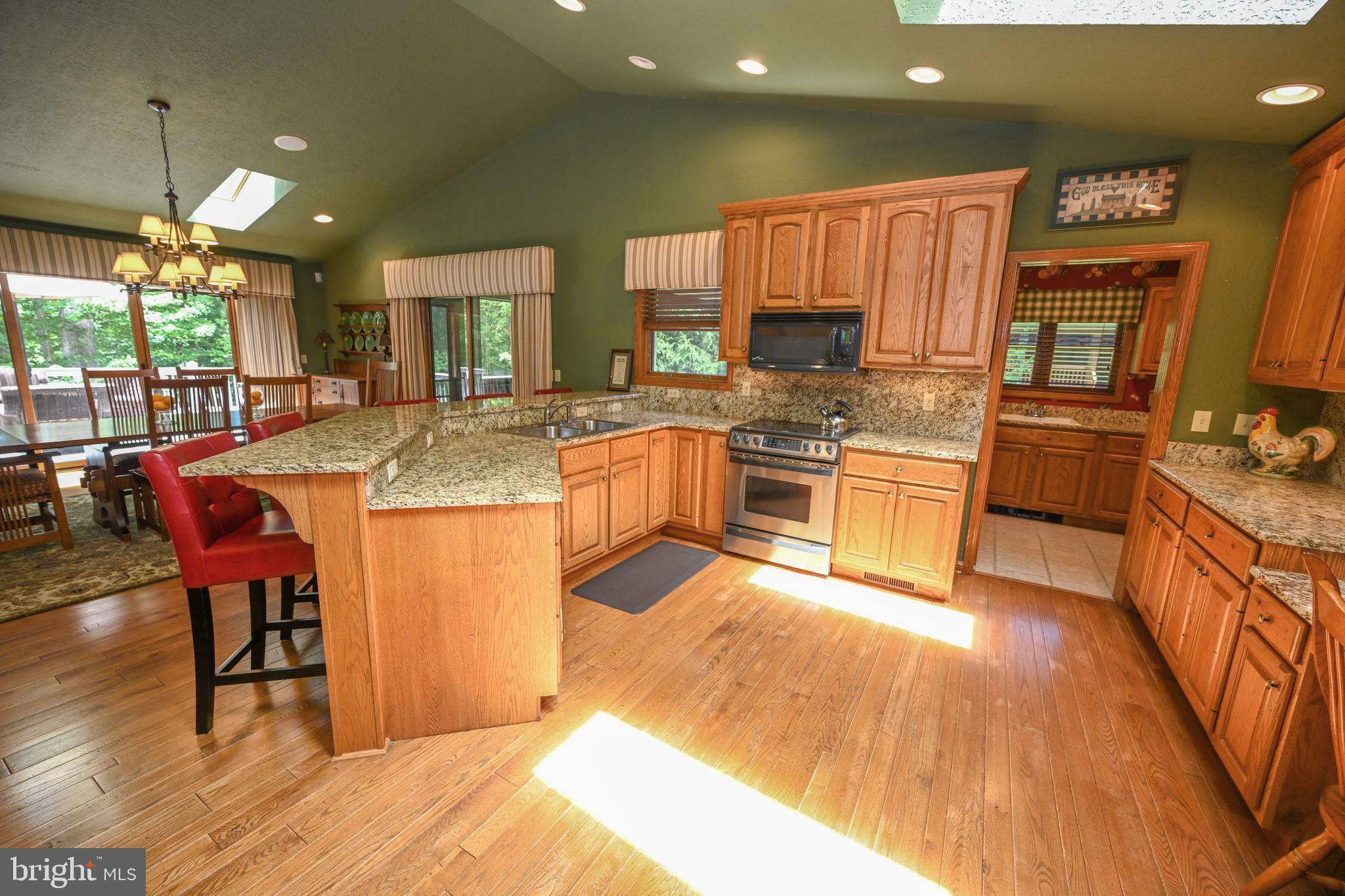 NORTH SHORE EAST - Residential