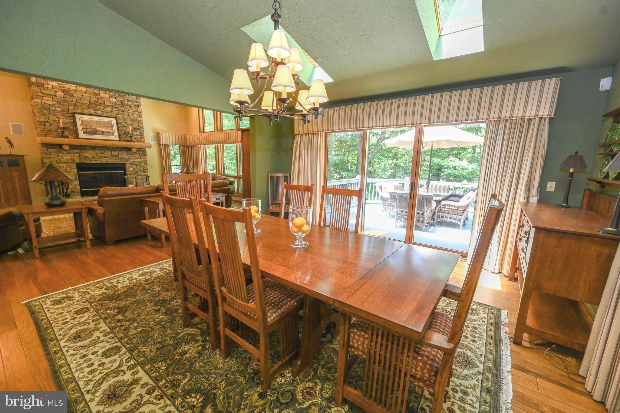 NORTH SHORE EAST - Residential