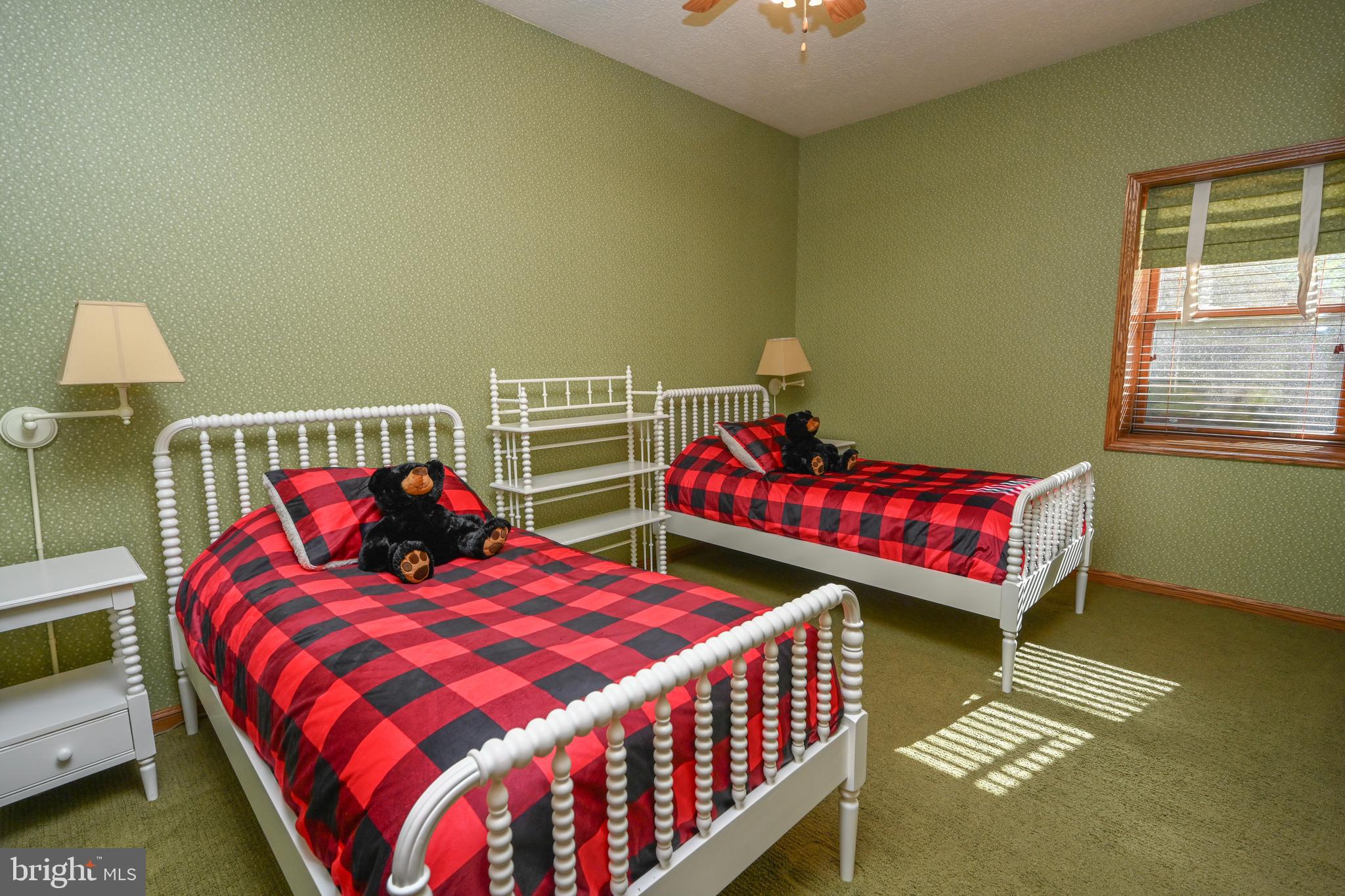 NORTH SHORE EAST - Residential