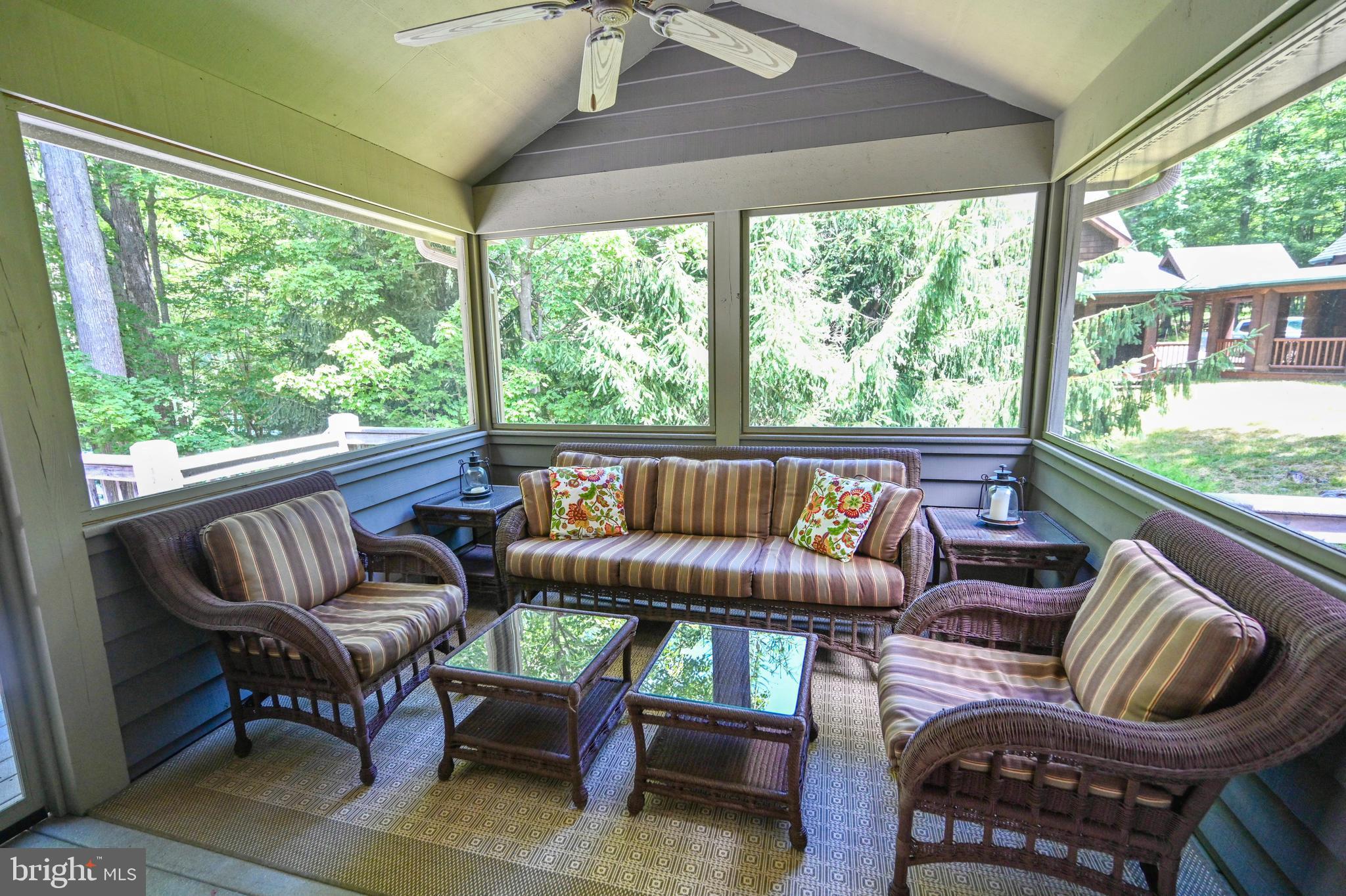 NORTH SHORE EAST - Residential