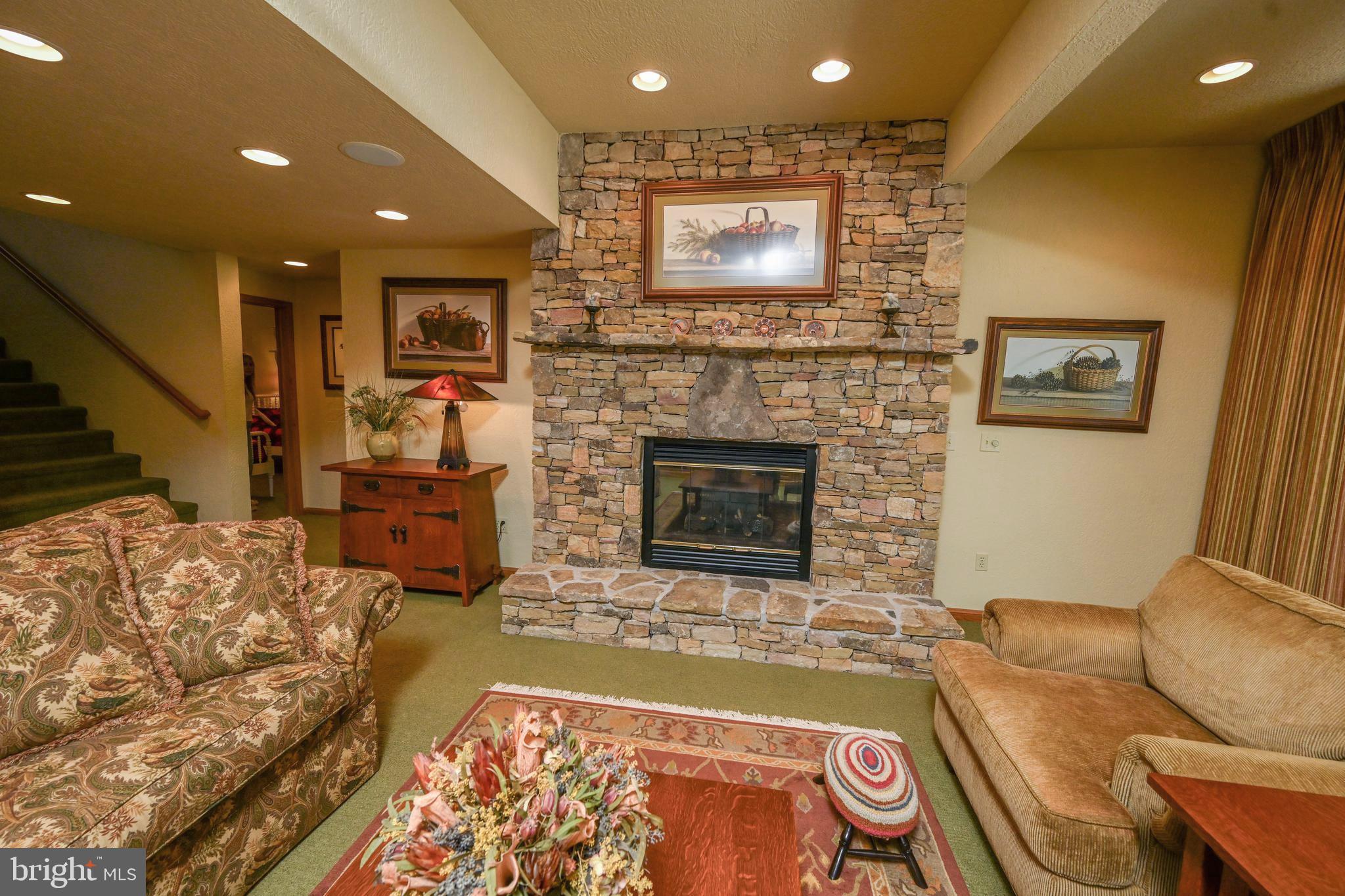 NORTH SHORE EAST - Residential