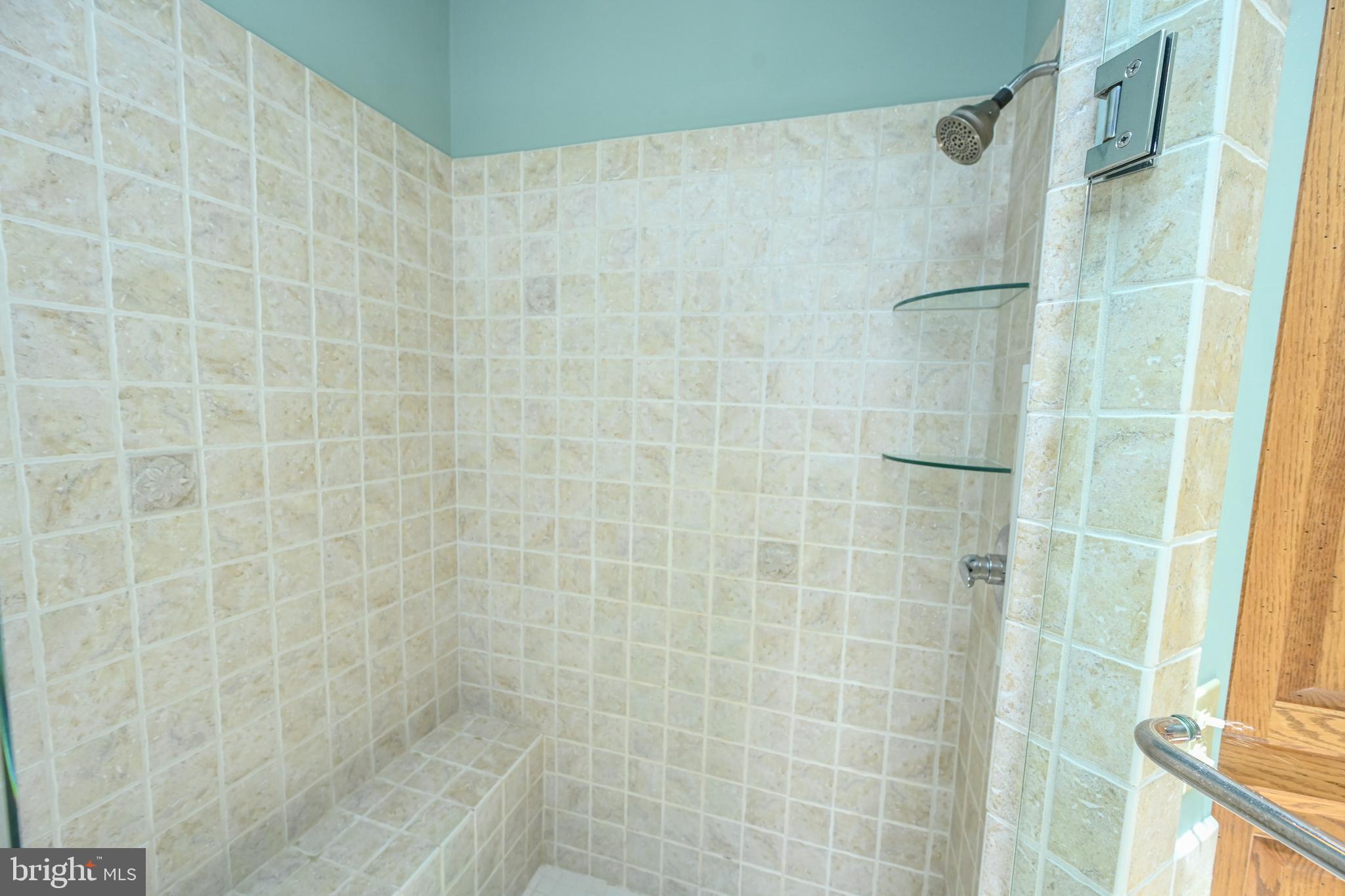 NORTH SHORE EAST - Residential