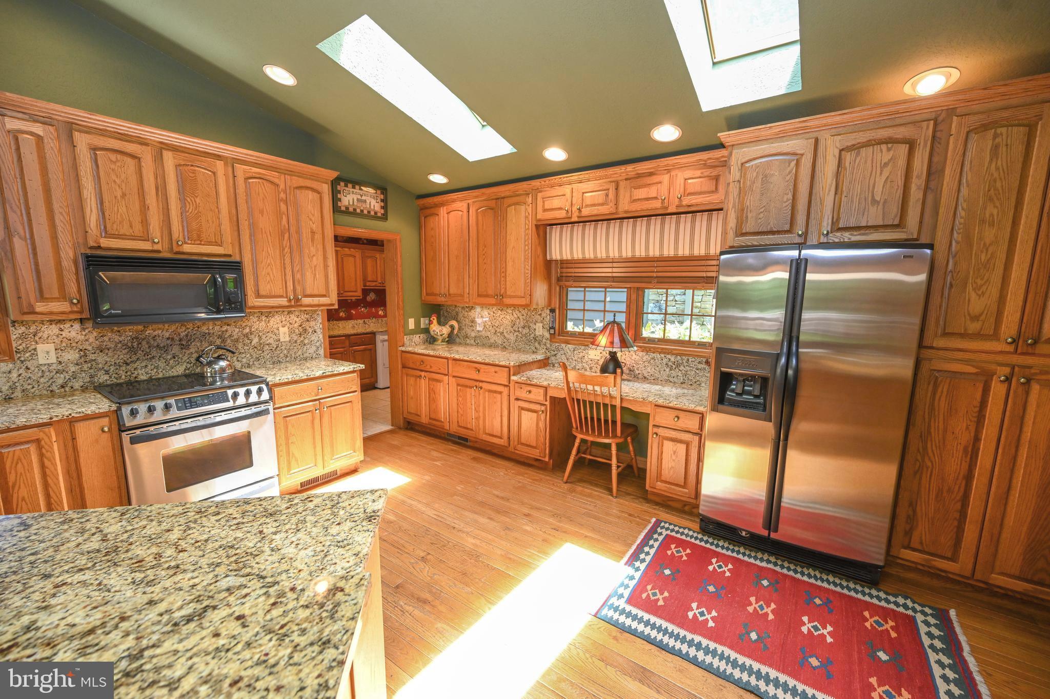 NORTH SHORE EAST - Residential