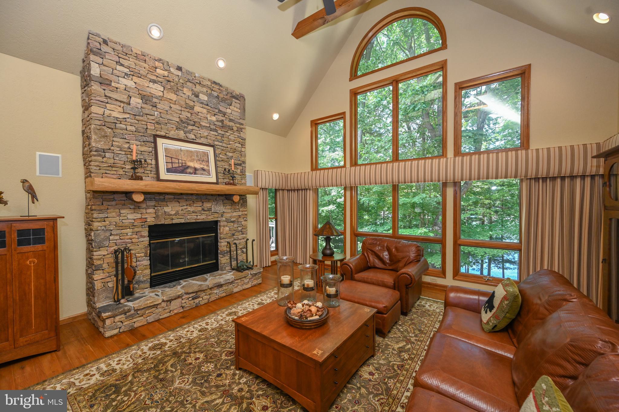 NORTH SHORE EAST - Residential