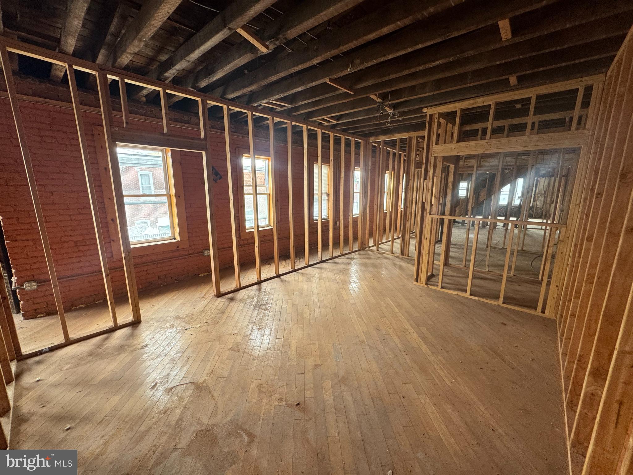 BRIDESBURG - Residential