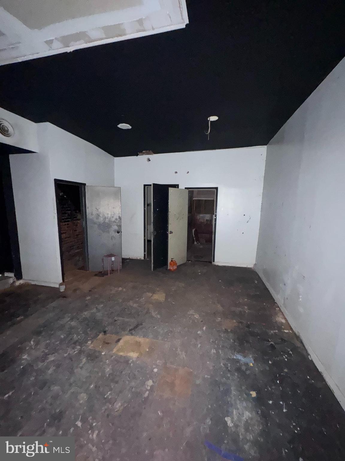 BRIDESBURG - Residential