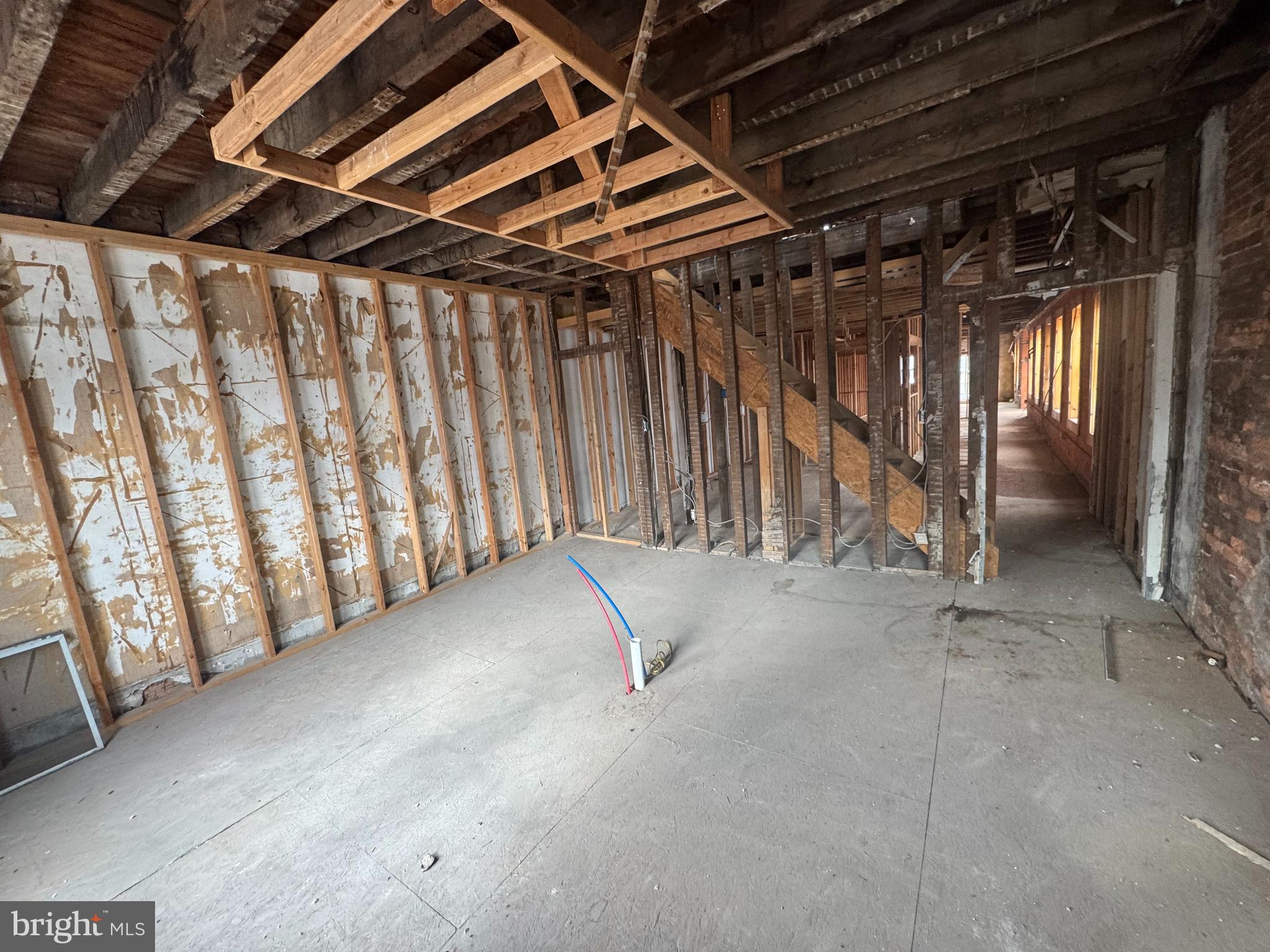 BRIDESBURG - Residential