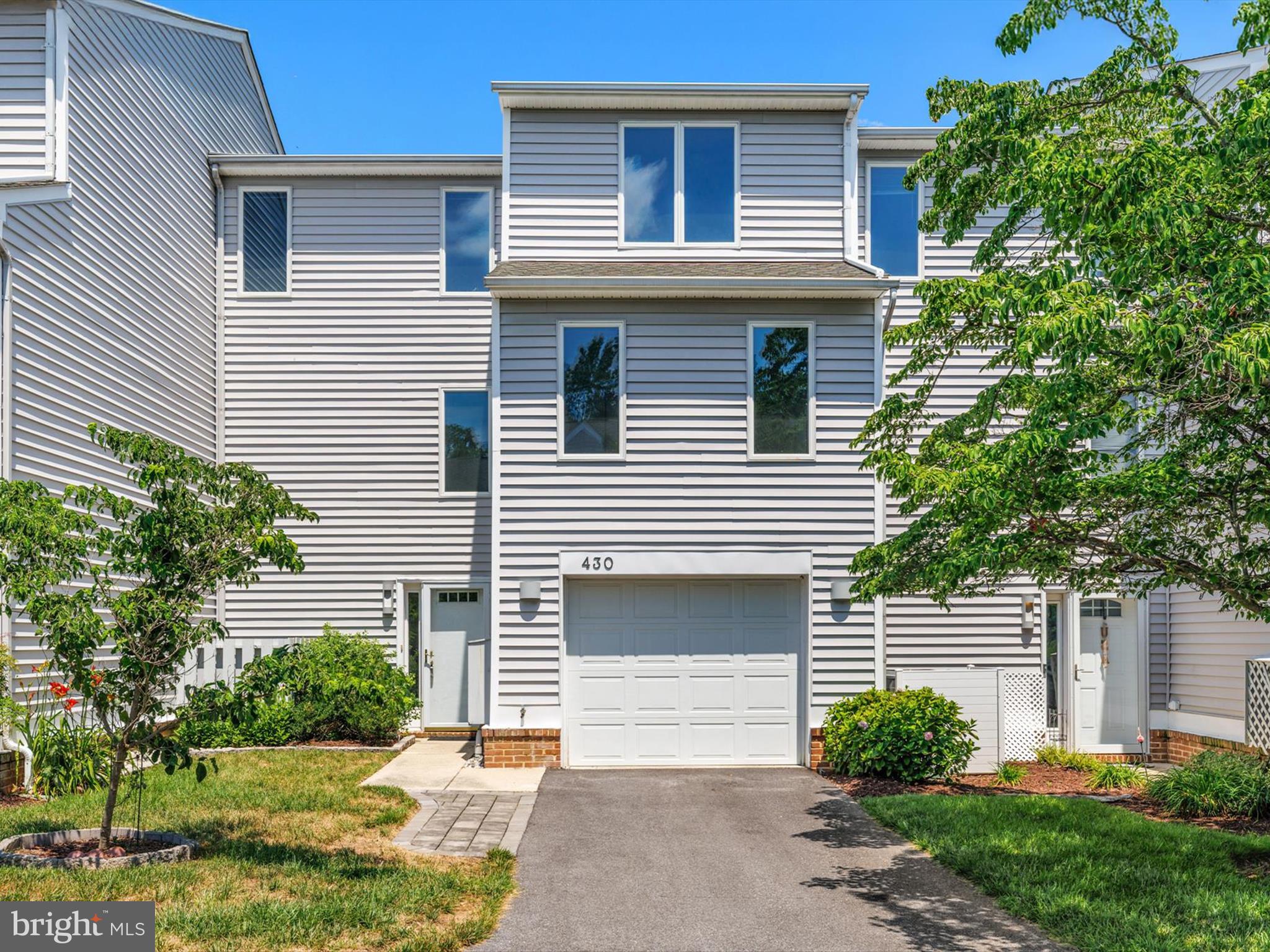 Garage Townhome with Water Views in the Moorings on the Magothy
Don't miss this opportunity to own a townhome in the gated Moorings on the Magothy — a private, premier community offering quintessential Annapolis-area living. Enjoy views of the Magothy River from the main living spaces, owner's suite, and your rebuilt deck with stairs leading to a grassy yard — perfect for relaxing or entertaining.
Inside, the home features 4 bedrooms and 3.5 baths, including a generously sized owner’s suite with dual walk-in closets, a soaking tub, and water views. The lower-level rec room adds flexibility for work or play.
Enjoy all the Community's benefits, including: Private pier with boat slips, Sandy beach and waterfront pavilion, Tennis and pickleball courts, Walking paths and beautifully maintained common areas, Gated entry for enhanced privacy and security.
Whether you're looking for a weekend getaway or full-time residence, this home offers turnkey water-privileged living in a highly desirable location close to shopping, dining, and commuter routes.