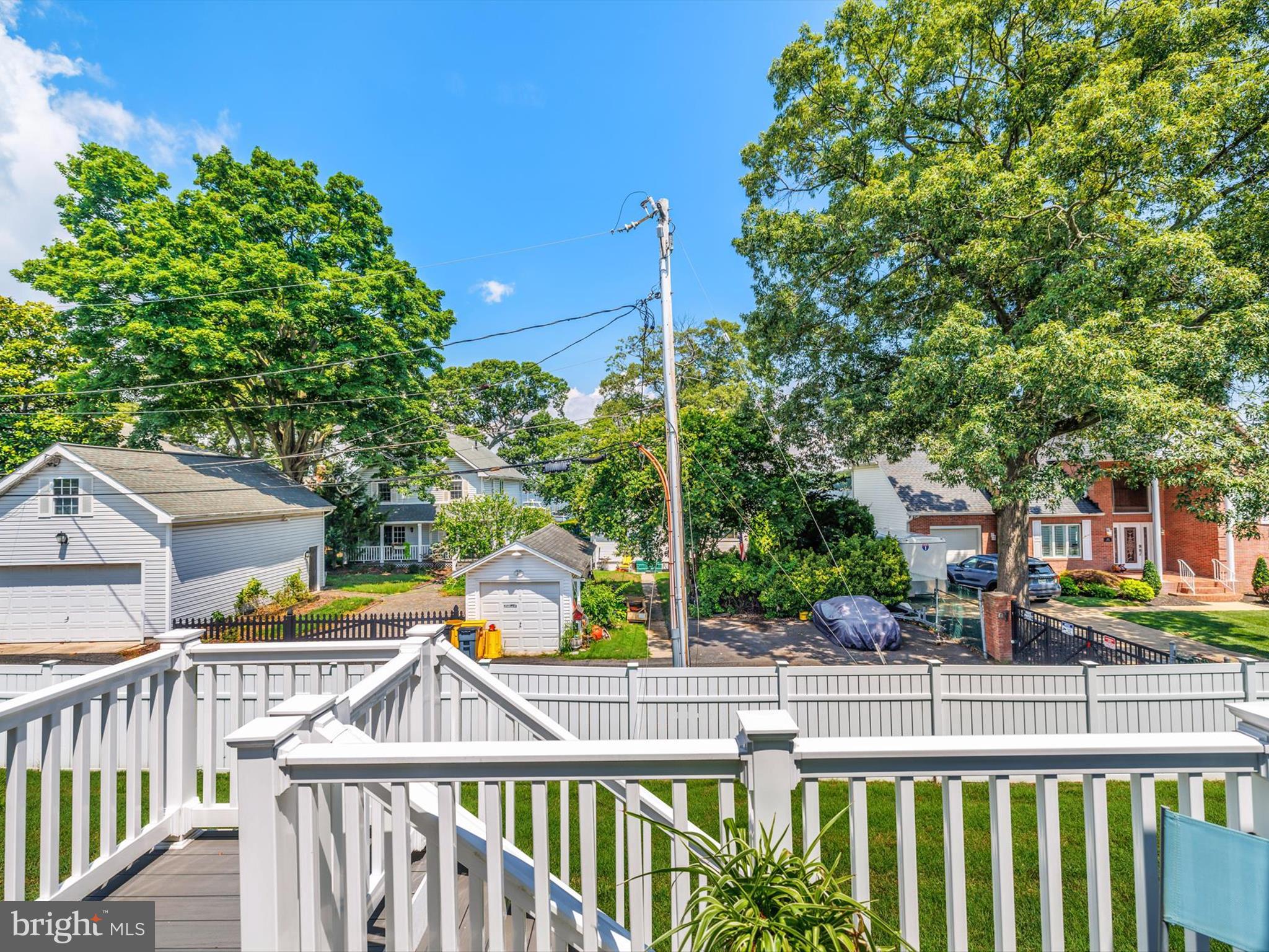 MOORINGS ON THE MAGOTHY - Residential