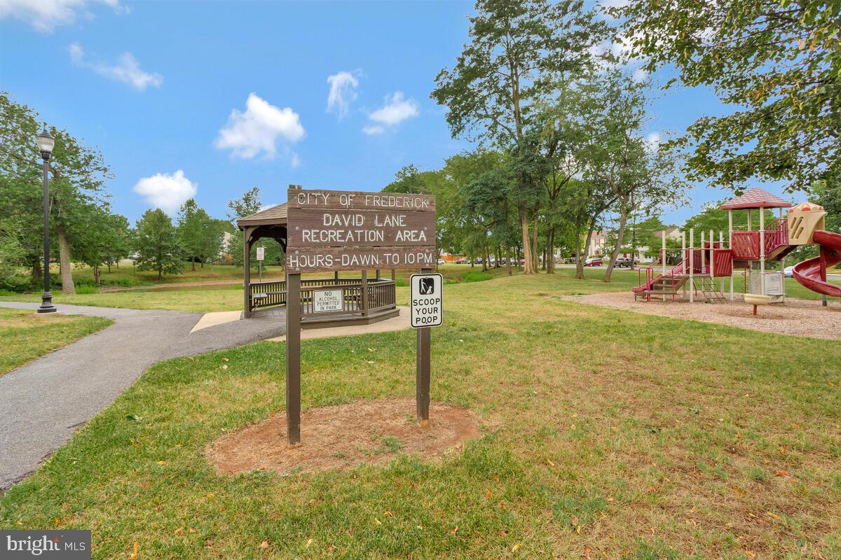 MOUNTAIN VIEW - Residential