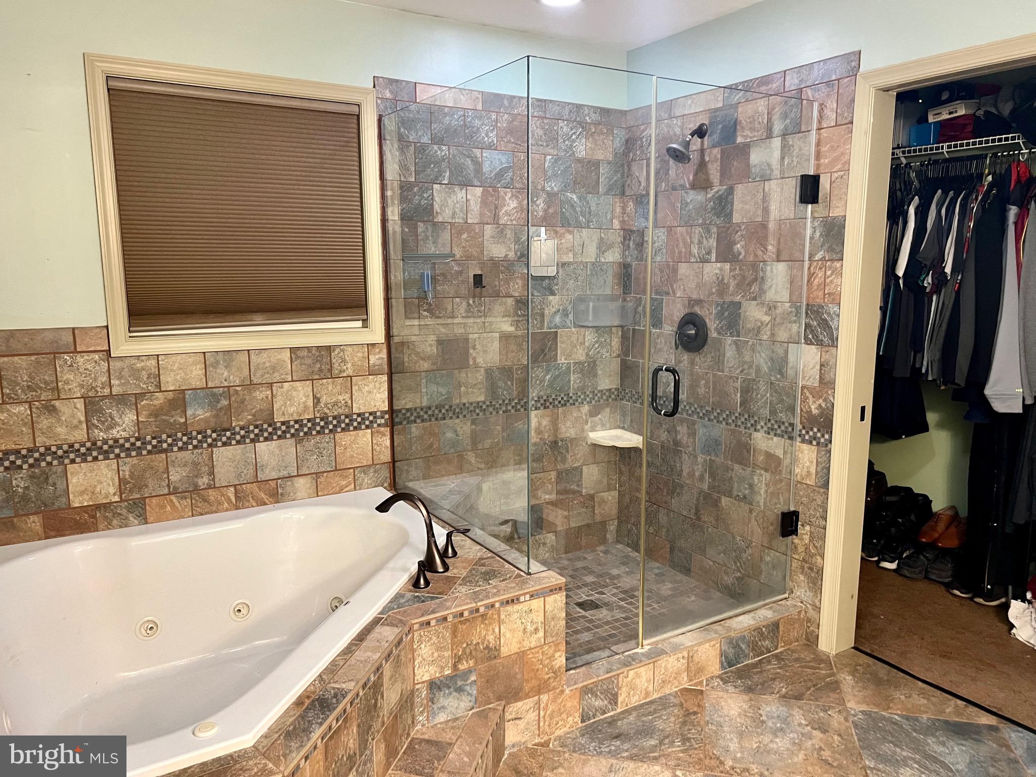 SHEN FARMS MT LAKE - Residential