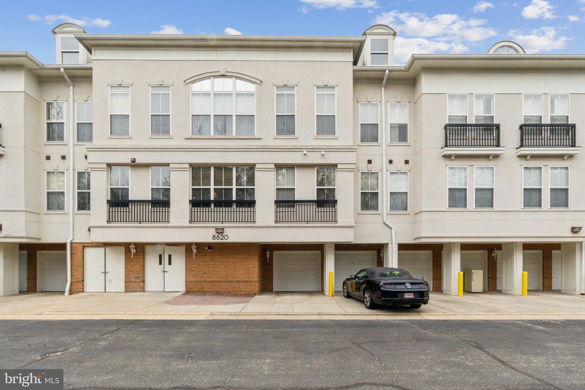 8620 LIBERTY TRAIL 101