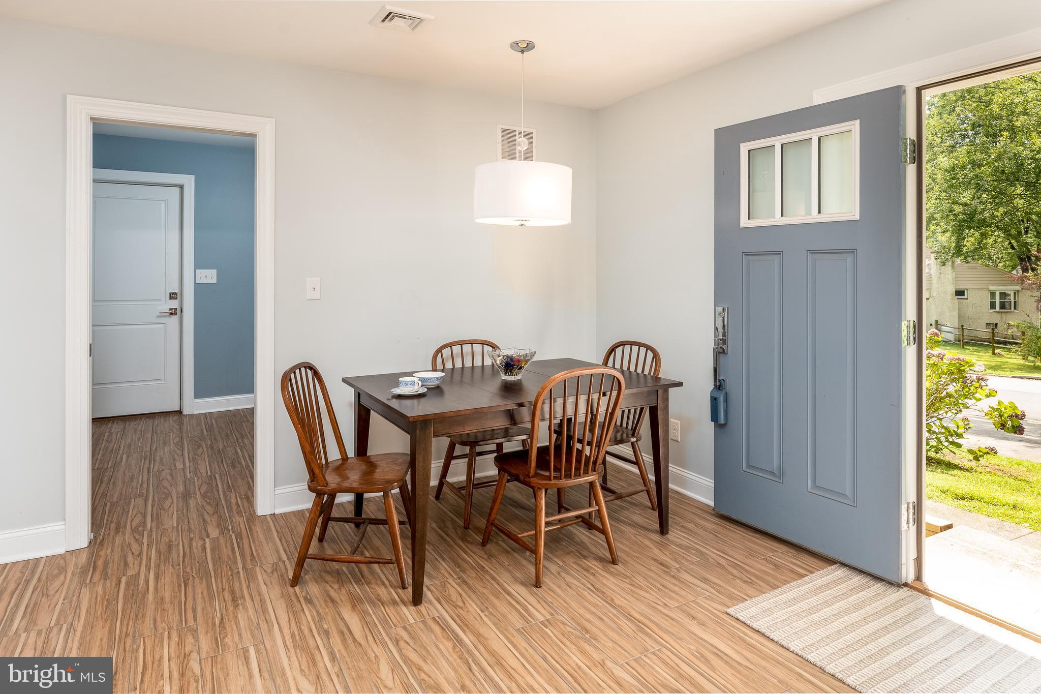 GLEN ACRES - Residential