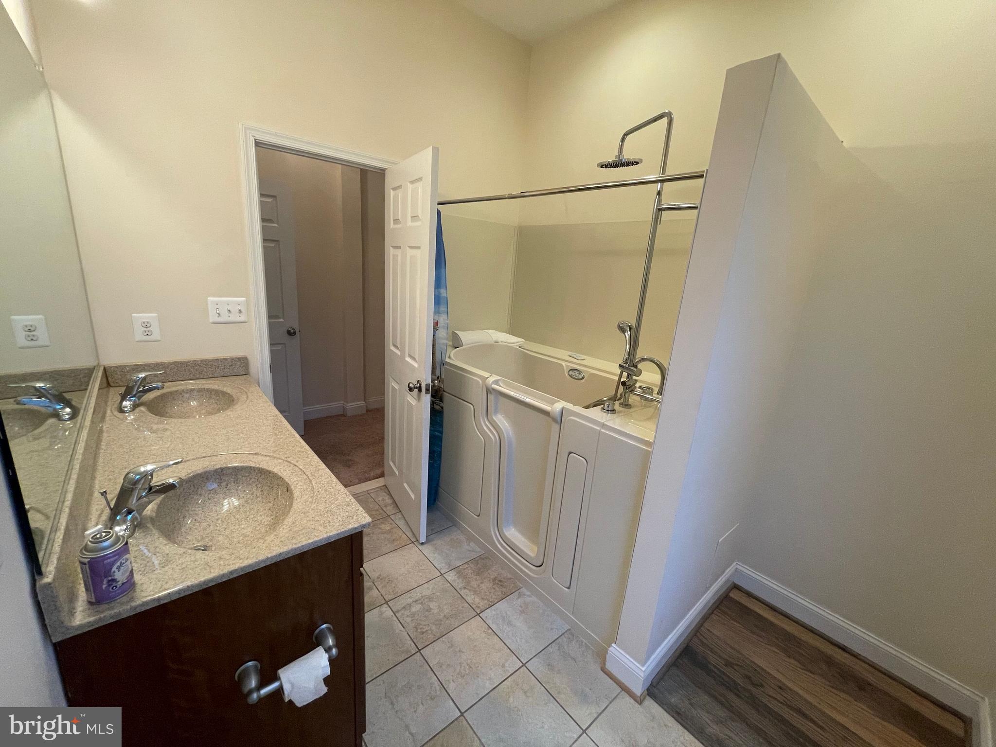 ARCADIA NORTH - Residential