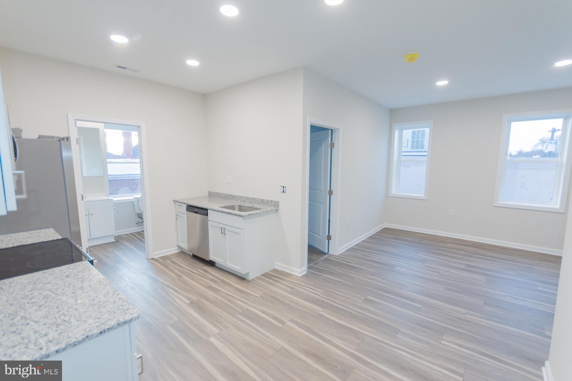 215 W KING STREET APT C