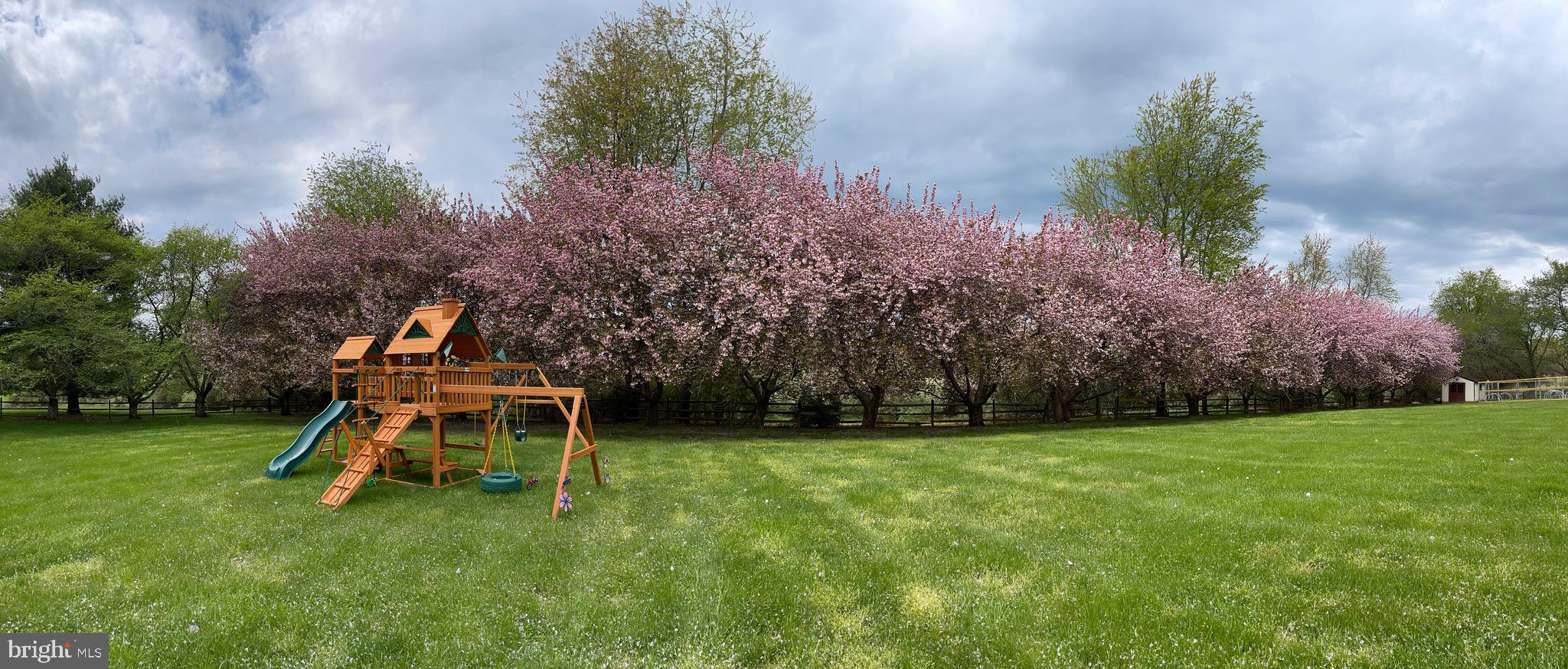 DARNESTOWN OUTSIDE - Residential