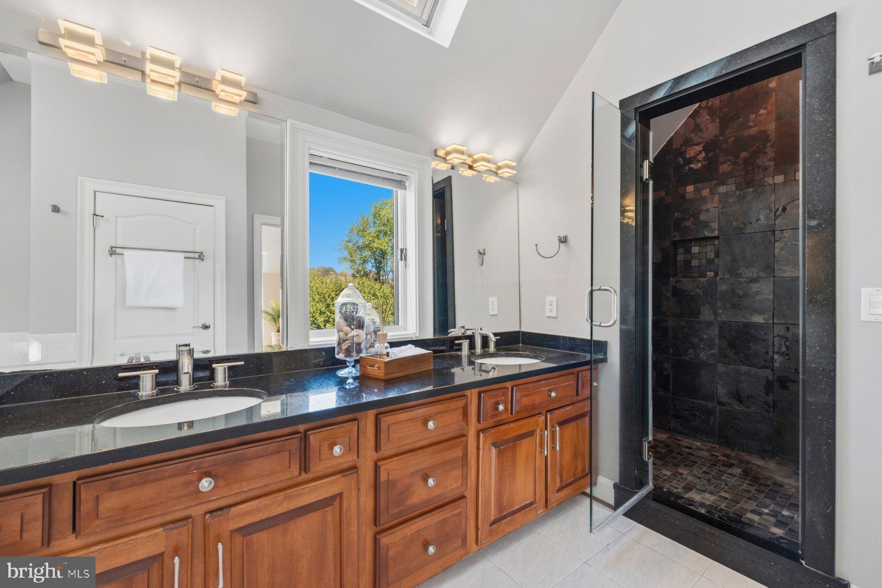 DARNESTOWN OUTSIDE - Residential