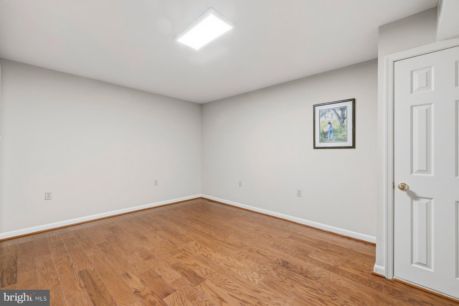 DARNESTOWN OUTSIDE - Residential