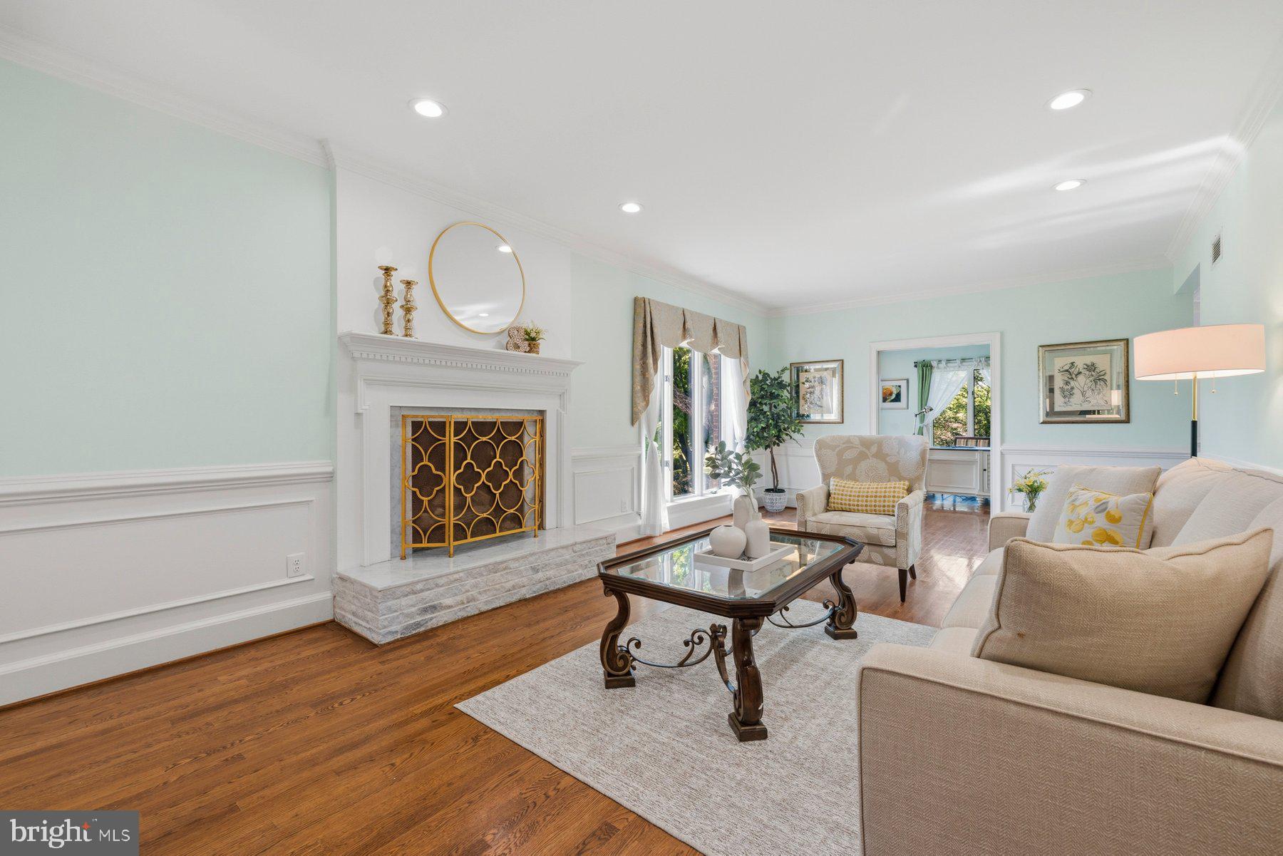 DARNESTOWN OUTSIDE - Residential