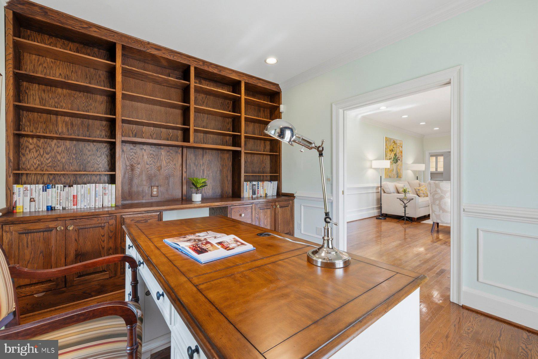 DARNESTOWN OUTSIDE - Residential