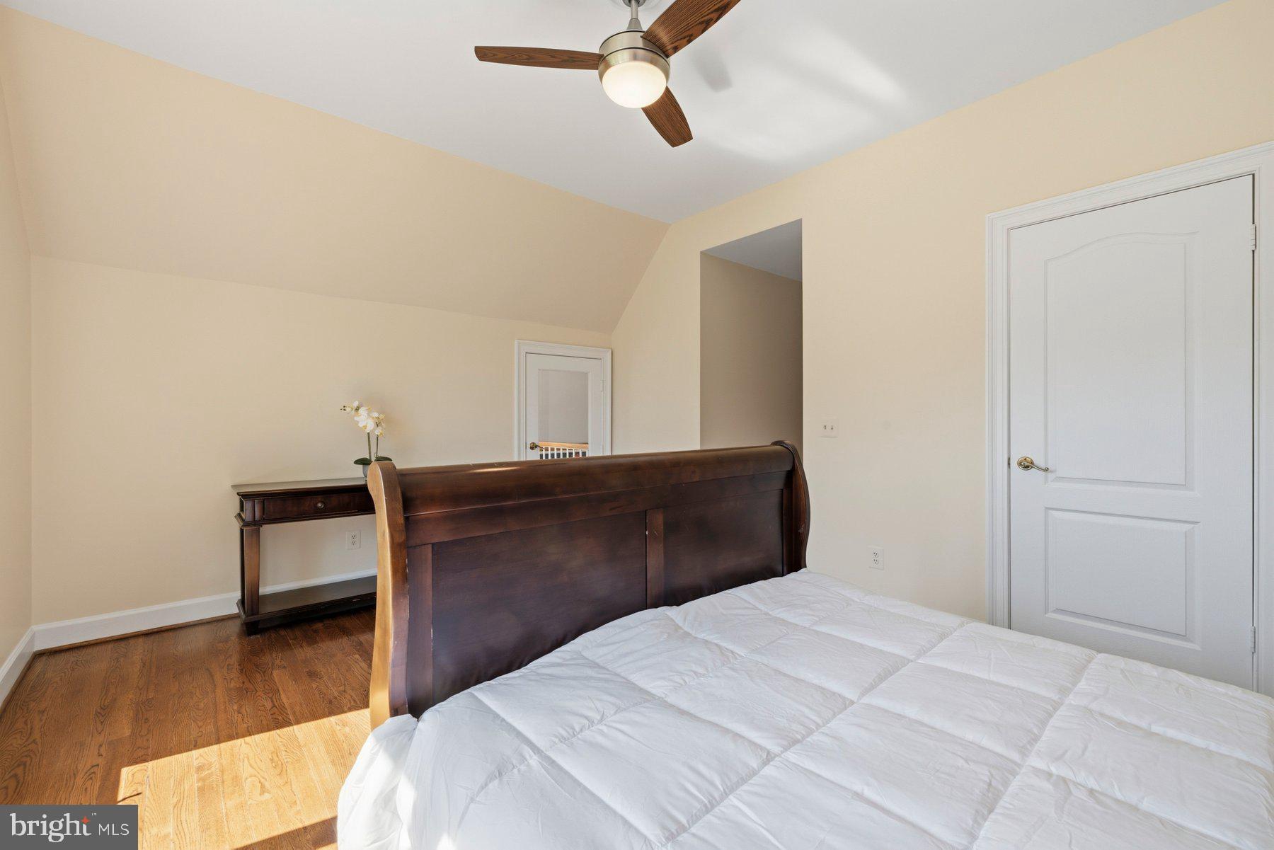 DARNESTOWN OUTSIDE - Residential