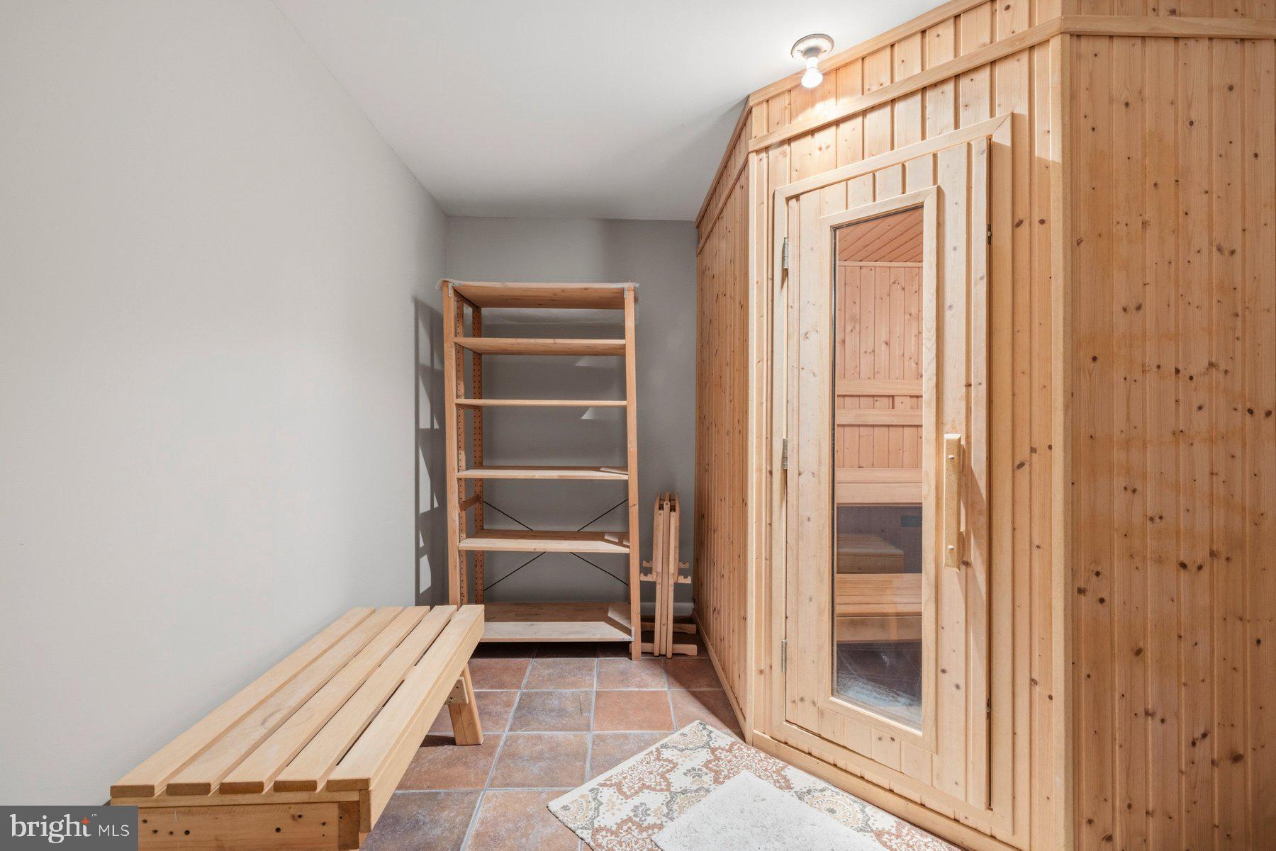 DARNESTOWN OUTSIDE - Residential