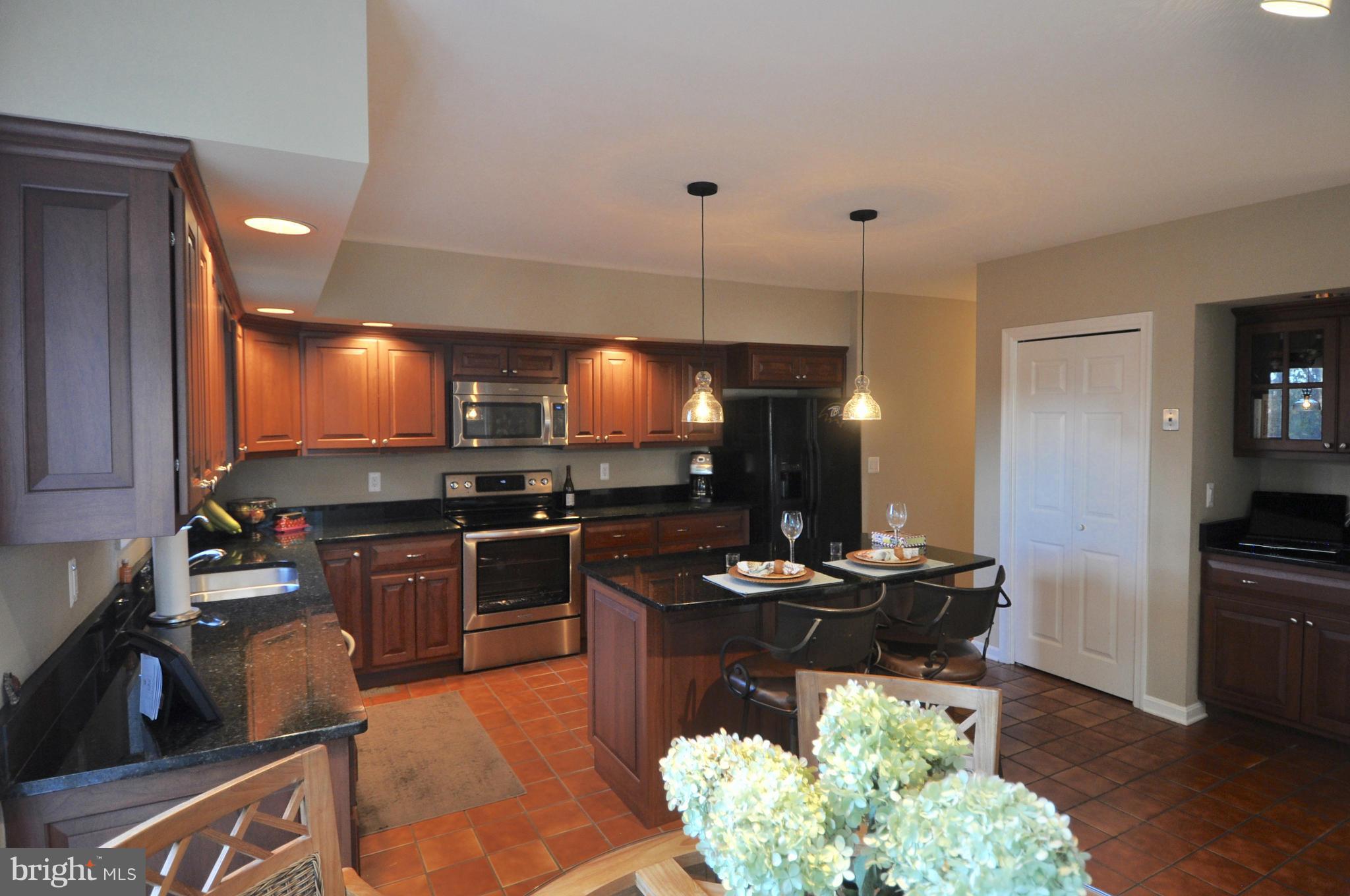 HIDDEN POINT - Residential