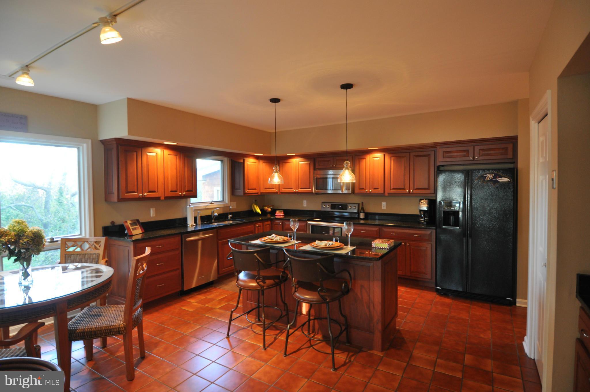 HIDDEN POINT - Residential