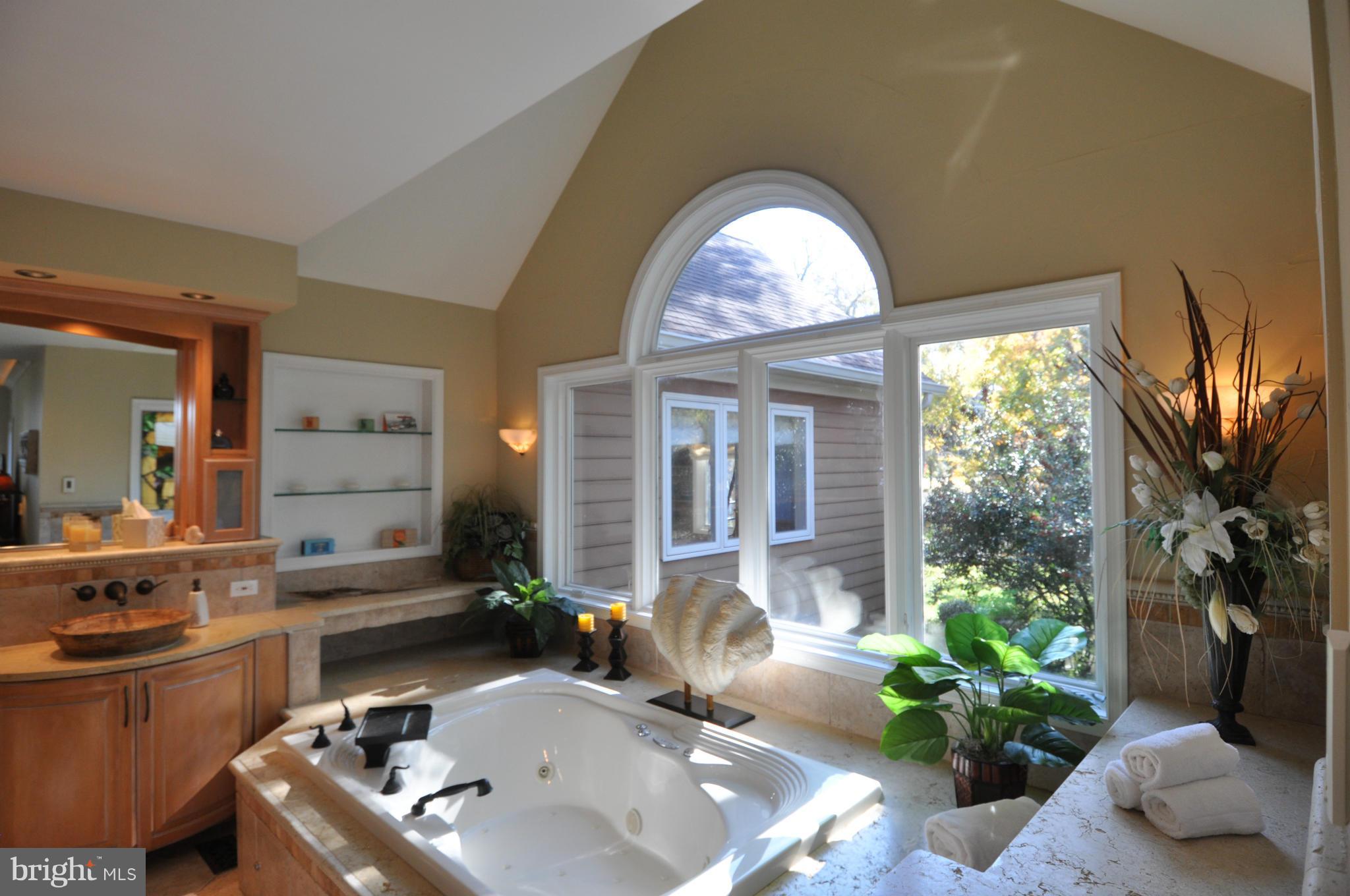 HIDDEN POINT - Residential