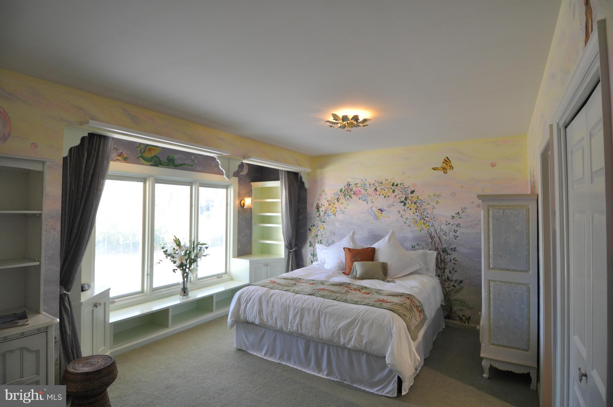 HIDDEN POINT - Residential