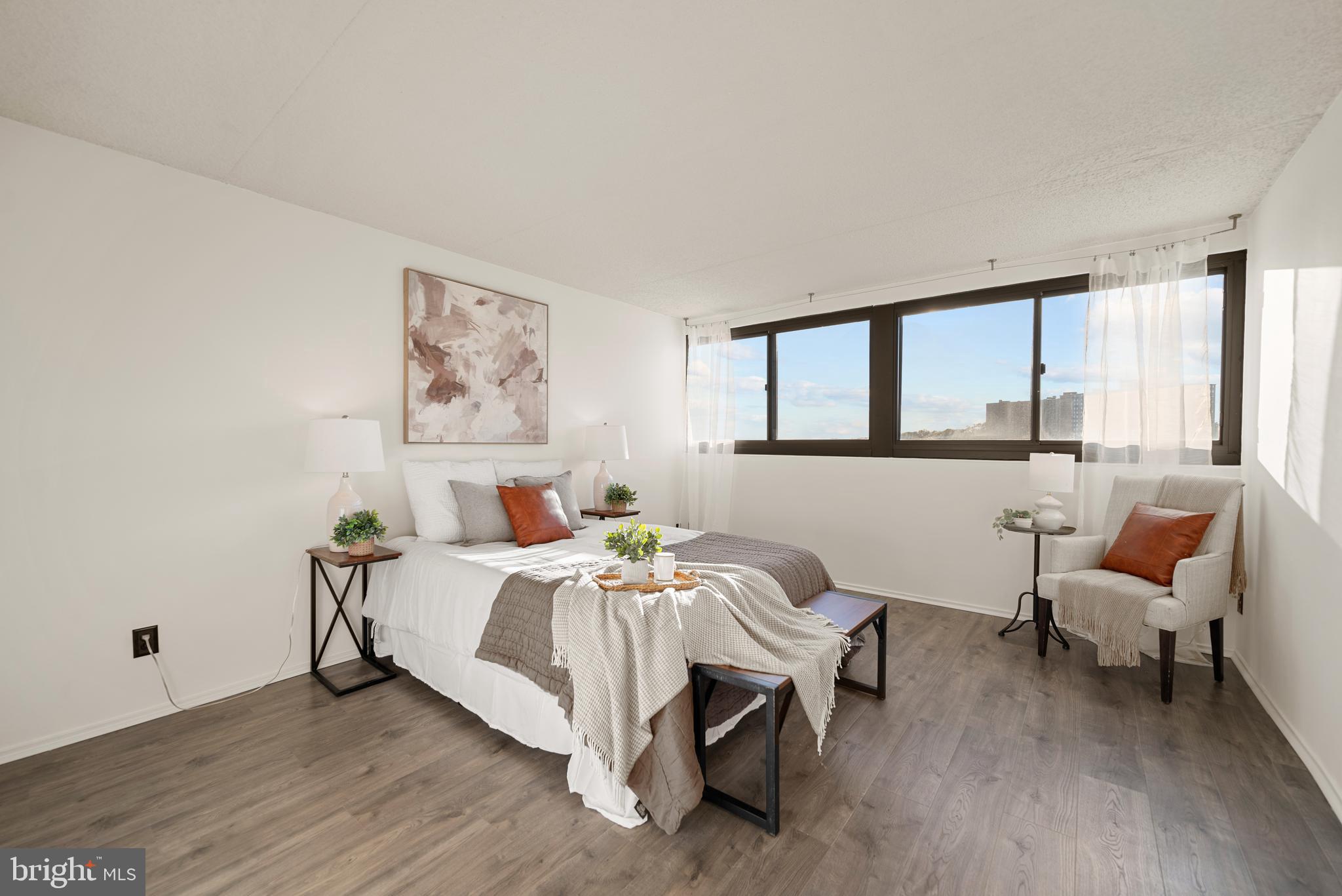 HIGHPOINTE - Residential