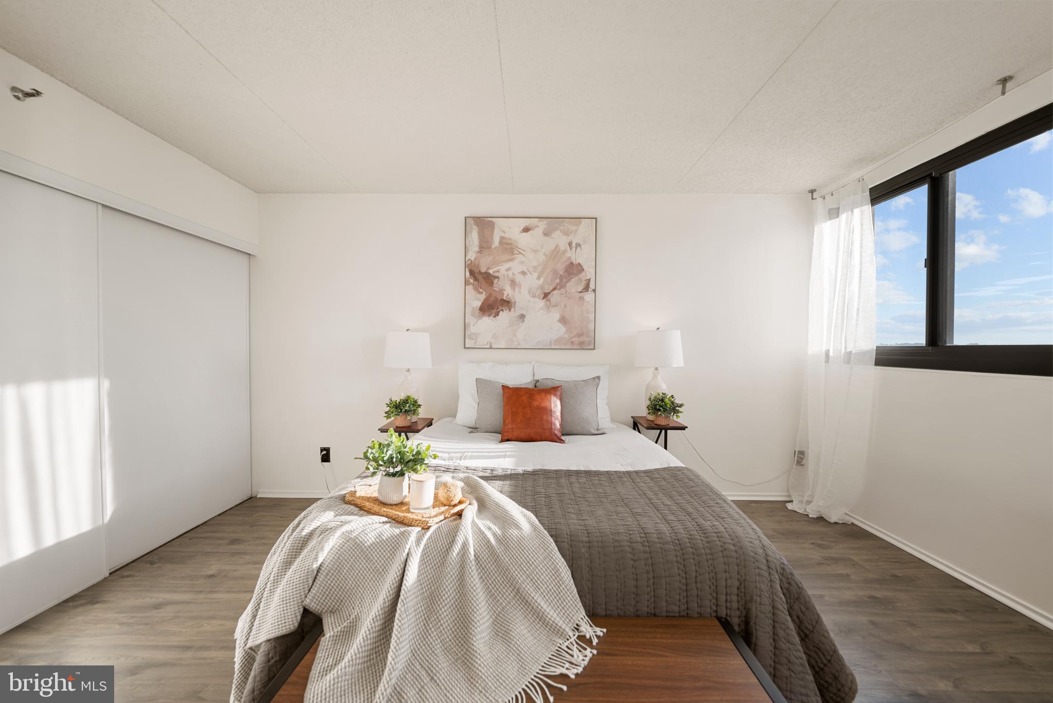 HIGHPOINTE - Residential