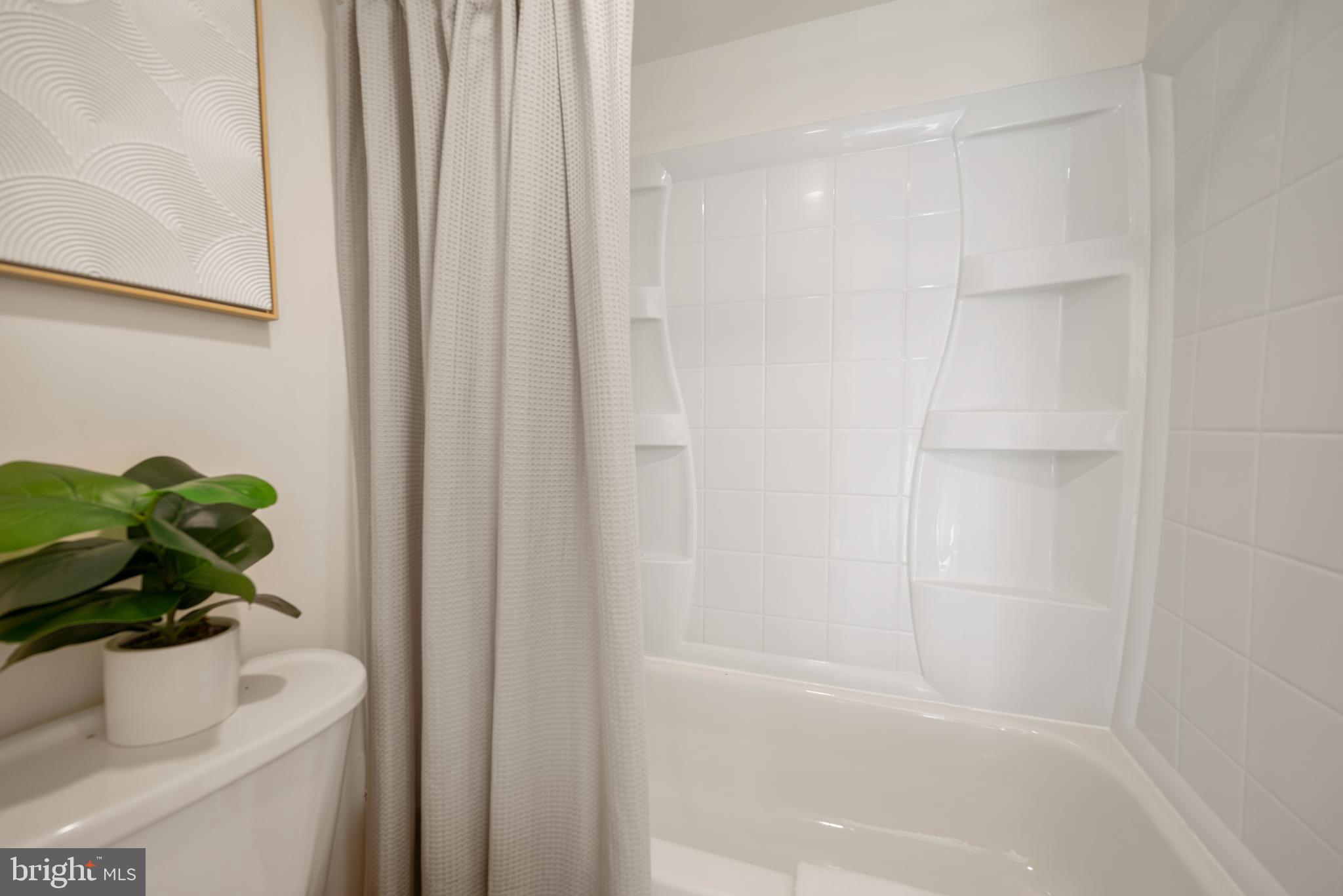 HIGHPOINTE - Residential