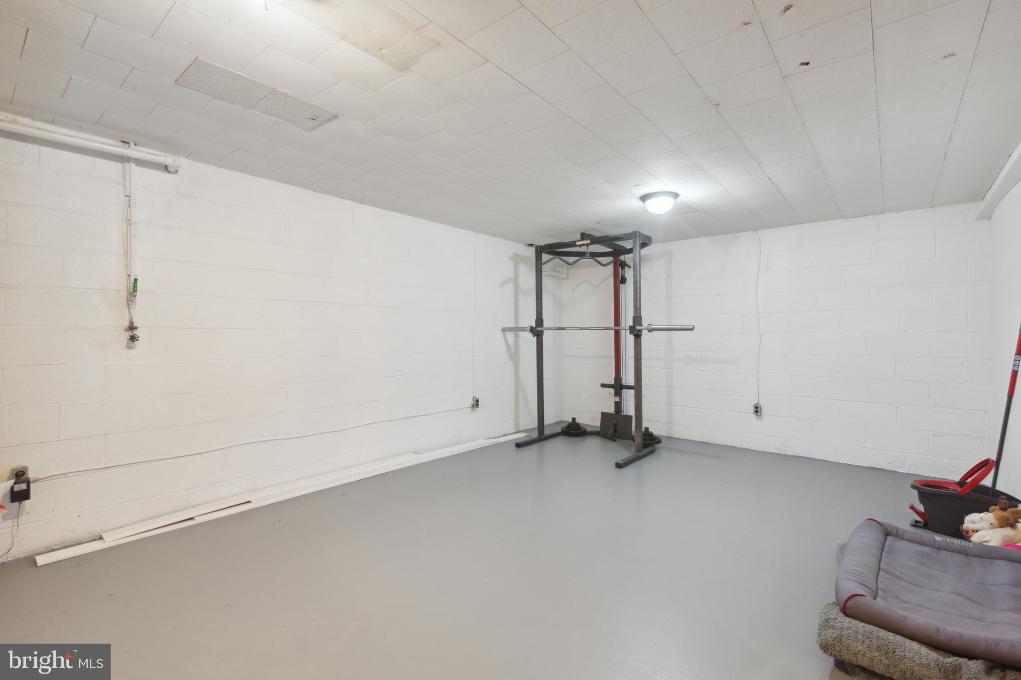 FOXHALL - Residential