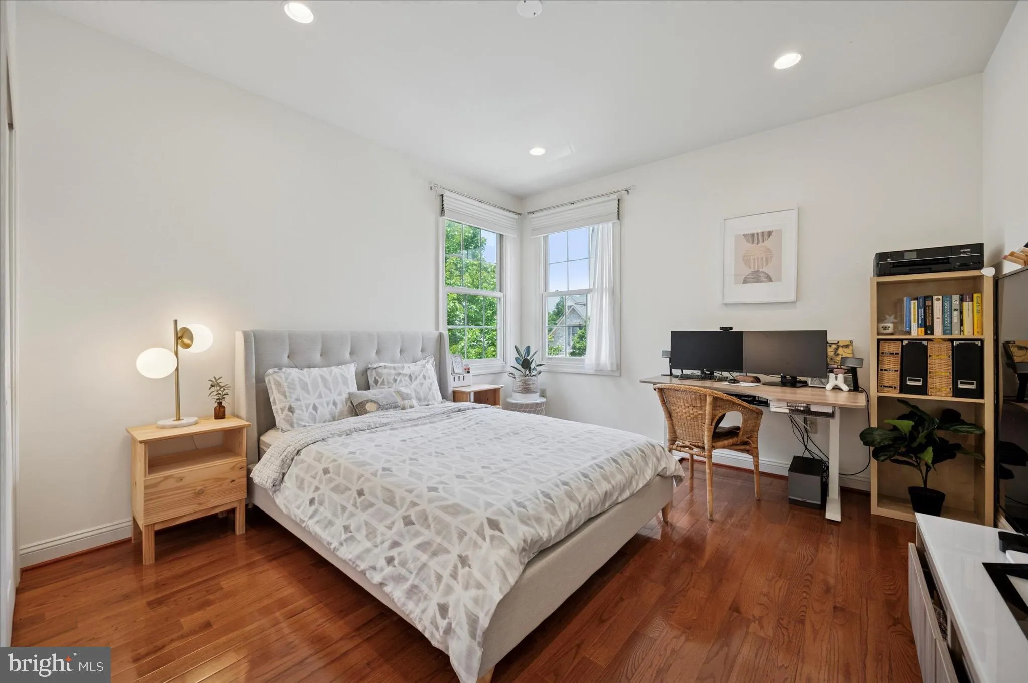 Ambler, Pennsylvania 19002, United States, 3 Bedrooms Bedrooms, ,3 BathroomsBathrooms,Residential,Contingent,156682