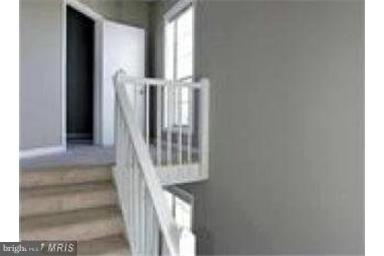 THE OAKTON - Residential Lease