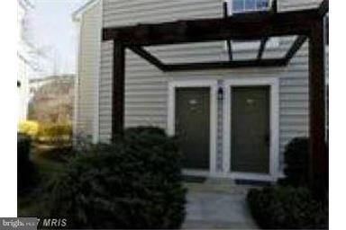 THE OAKTON - Residential Lease