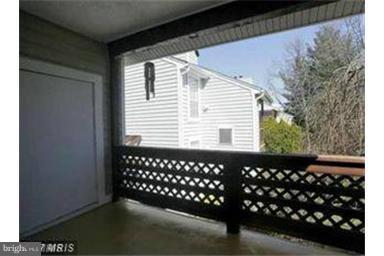 THE OAKTON - Residential Lease