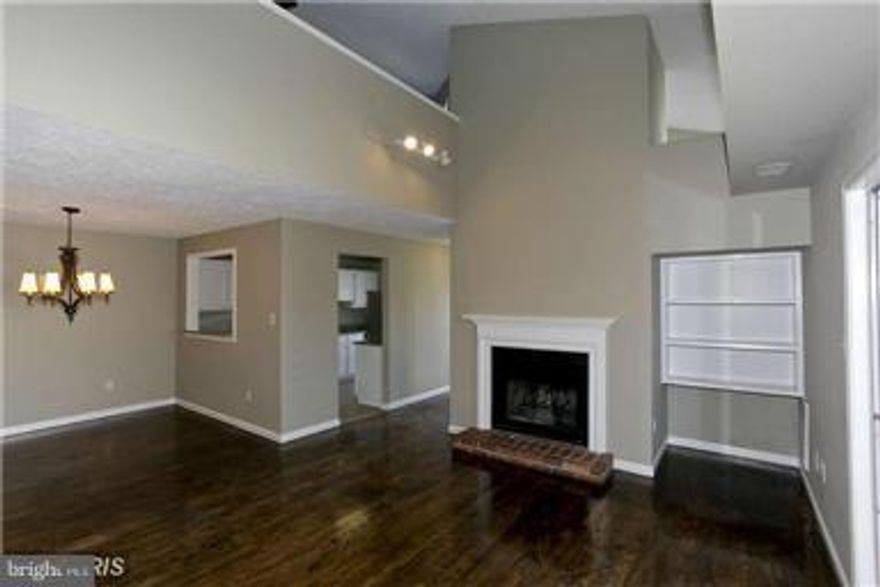 NEAR VIENNA METRO. PUBLIC BUS IN CORNER. 3 BED/2 BATH TH STYLE CONDO. END UNIT. BALCONY. PET-CASE BY CASE. NO SMOKING. 2 BEDROOMS UPPER LEVEL AND 1 BEDROOM AT LOFT LEVEL. UPDATED/CLEAN. READY TO MOVE-IN. 2 PARKING PERMITS.