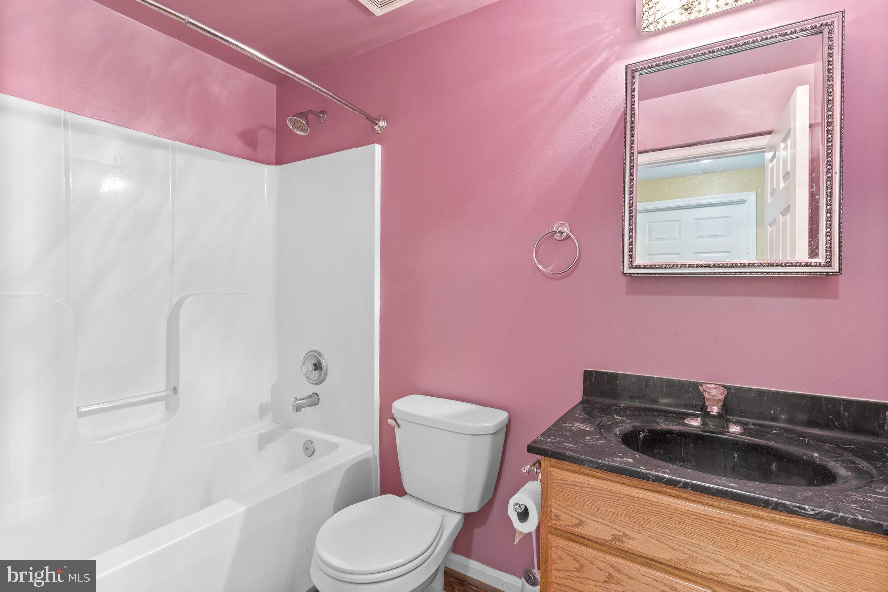 PEMBROOKE - Residential