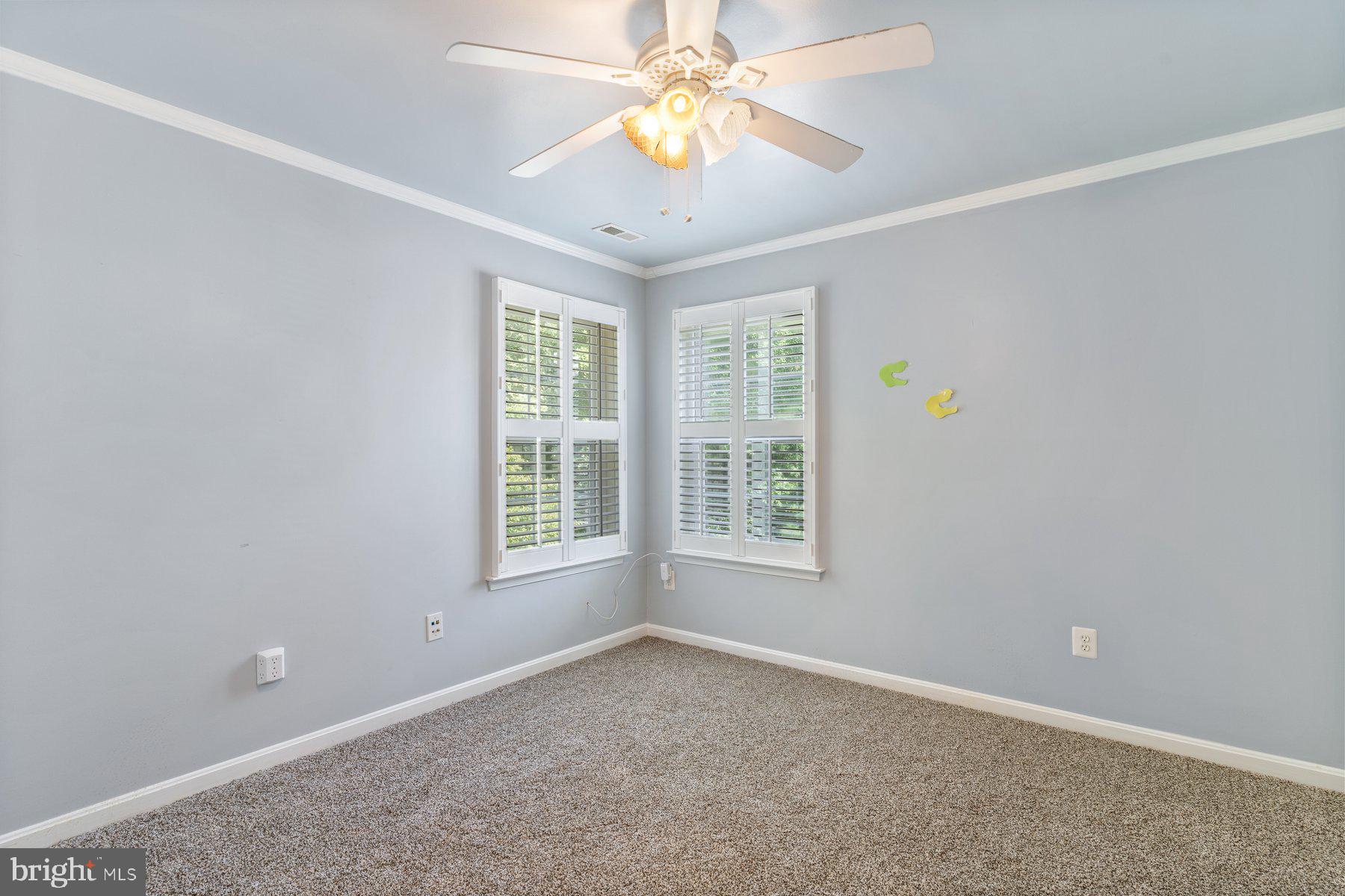 PEMBROOKE - Residential