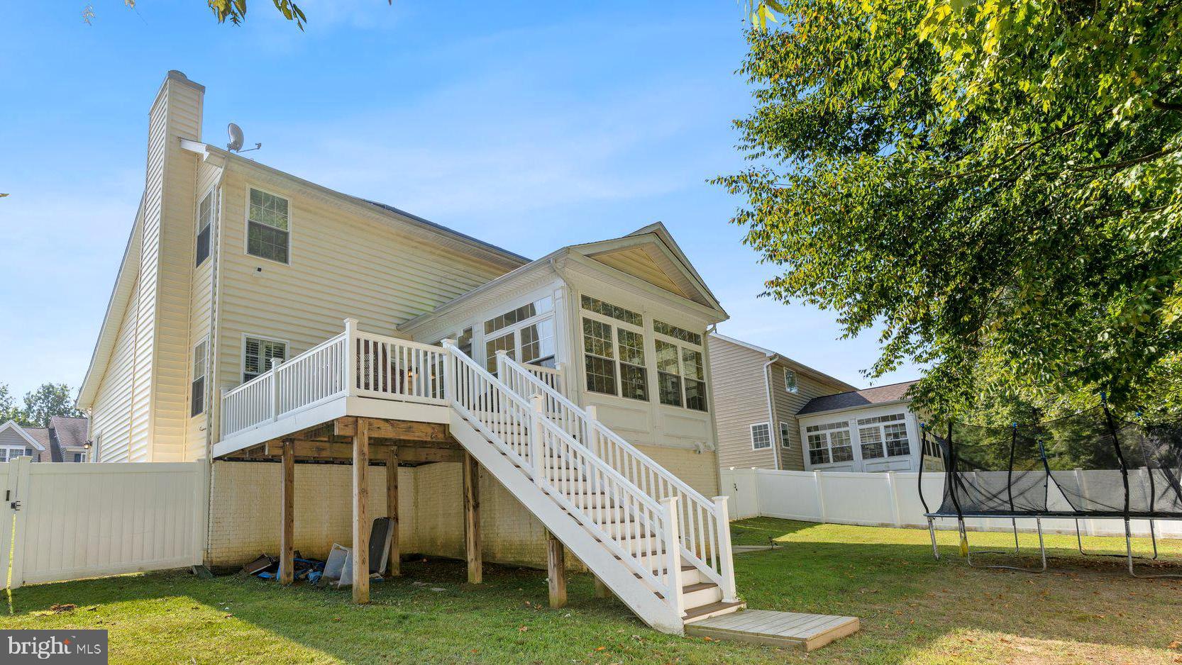 PEMBROOKE - Residential