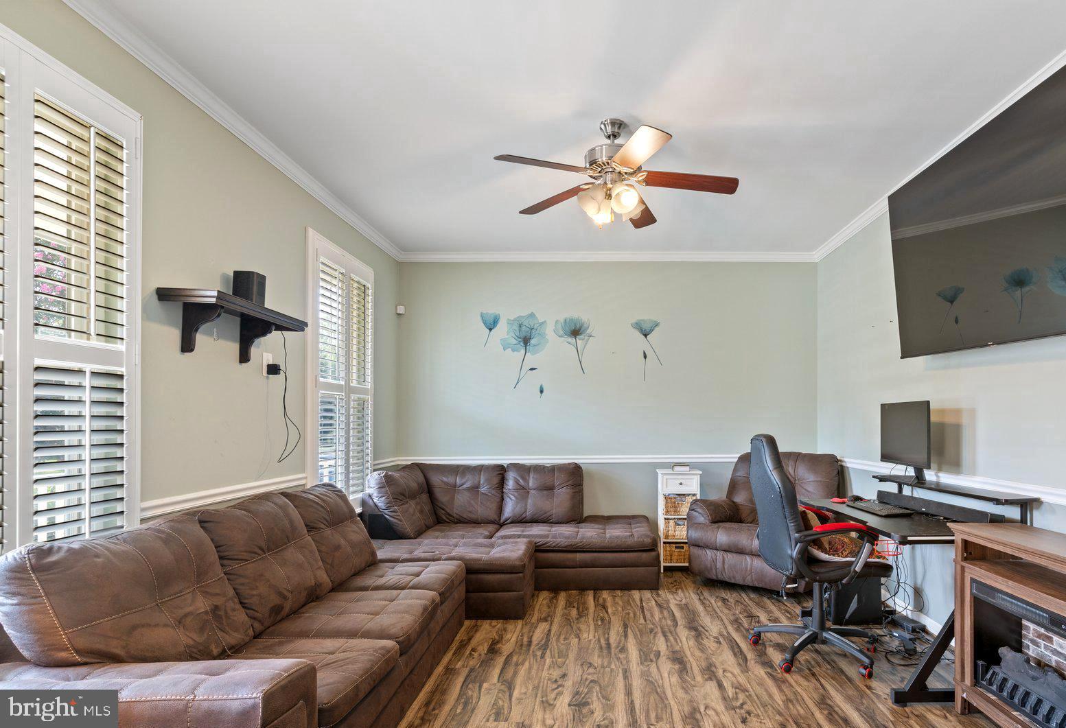 PEMBROOKE - Residential