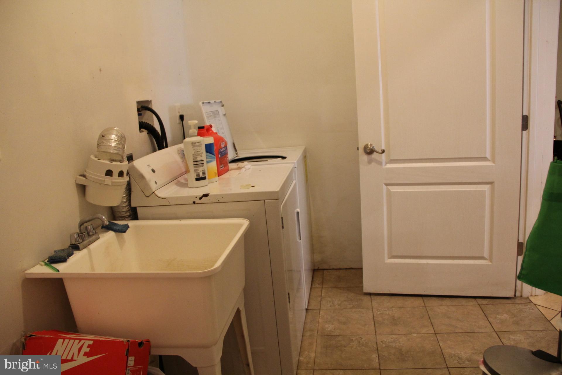 NEW HOPE - Residential Lease