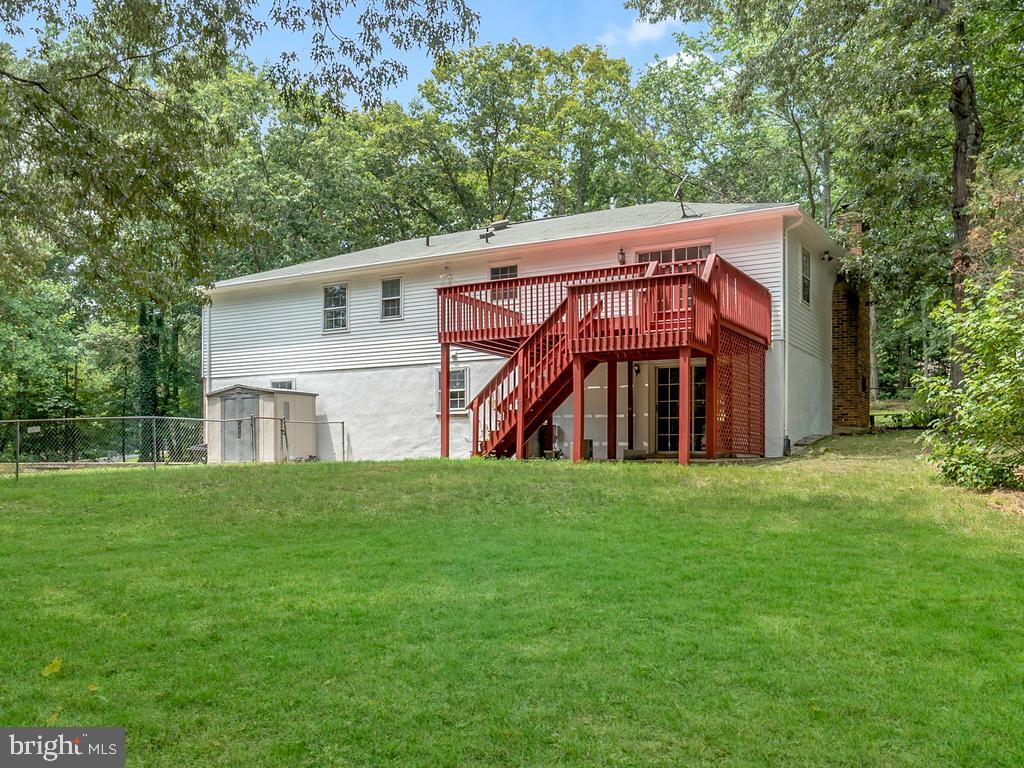 ROLLING HILLS - Residential