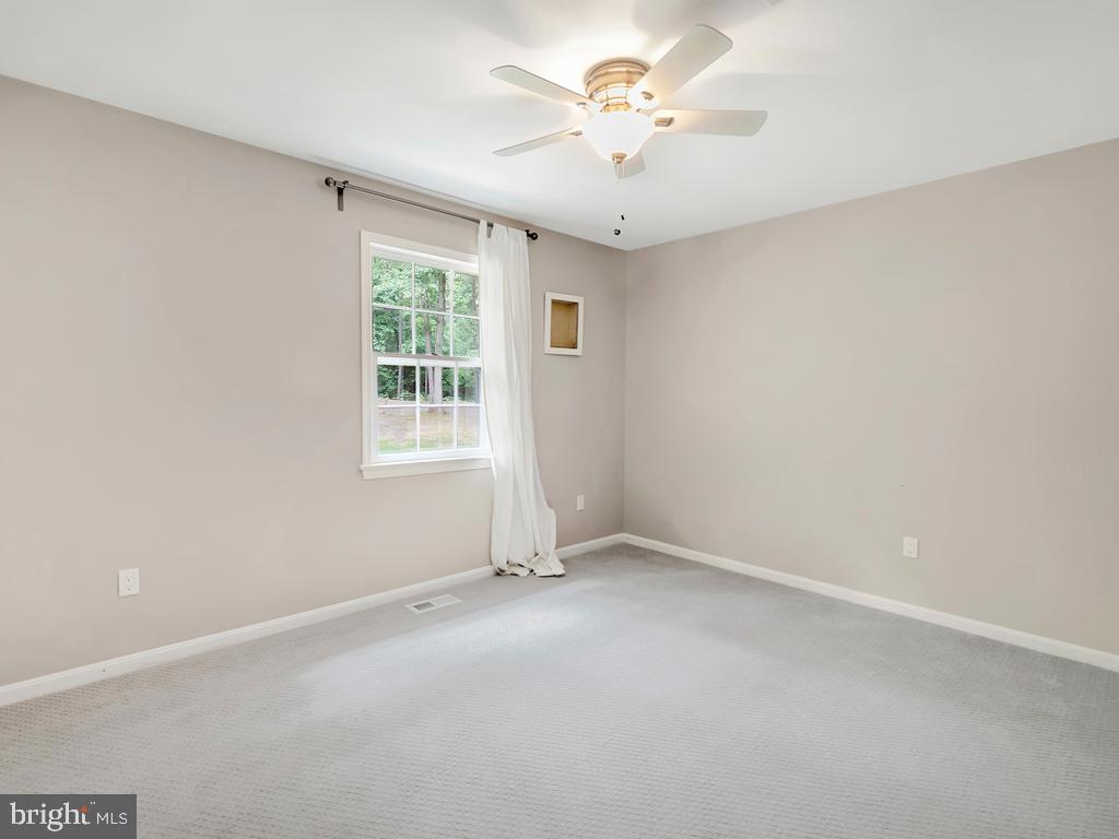 ROLLING HILLS - Residential